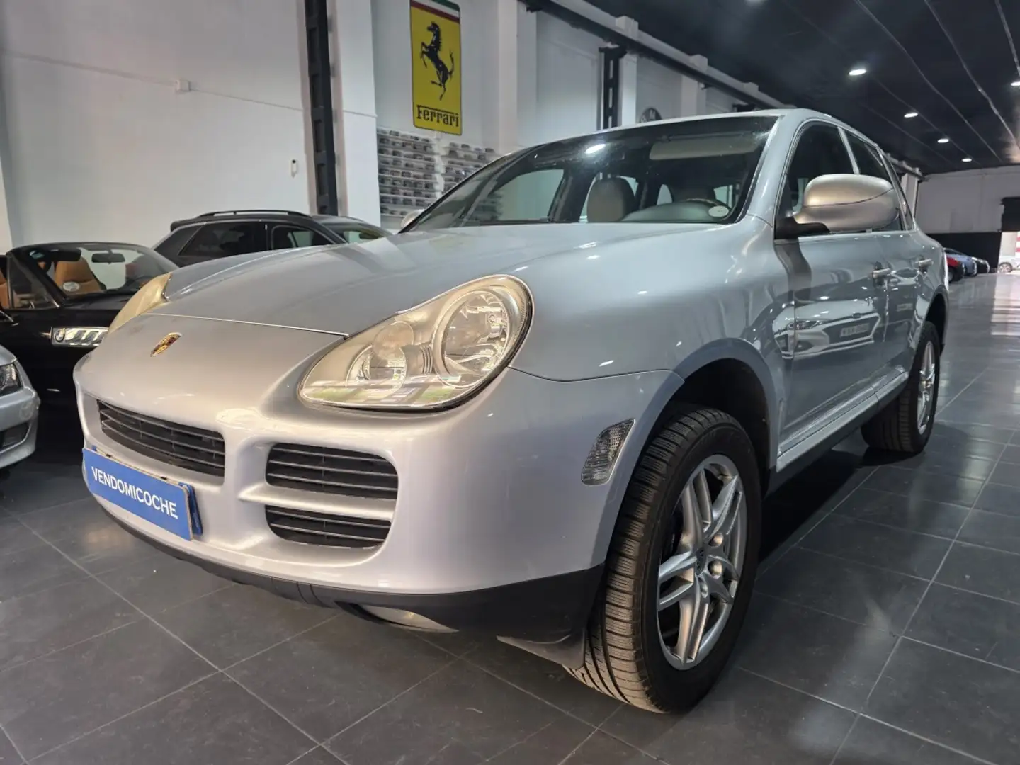 Porsche Cayenne Argent - 2