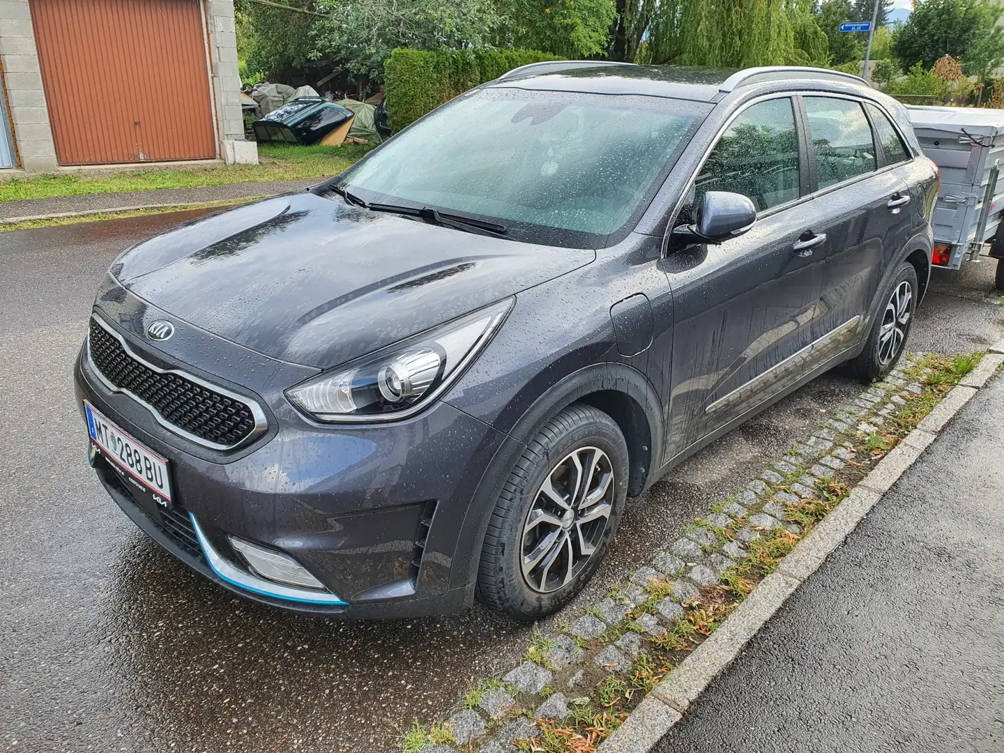 Kia Niro 1,6 GDI GPF Plug-In Hybrid PHEV Silber DCT Grau - 2