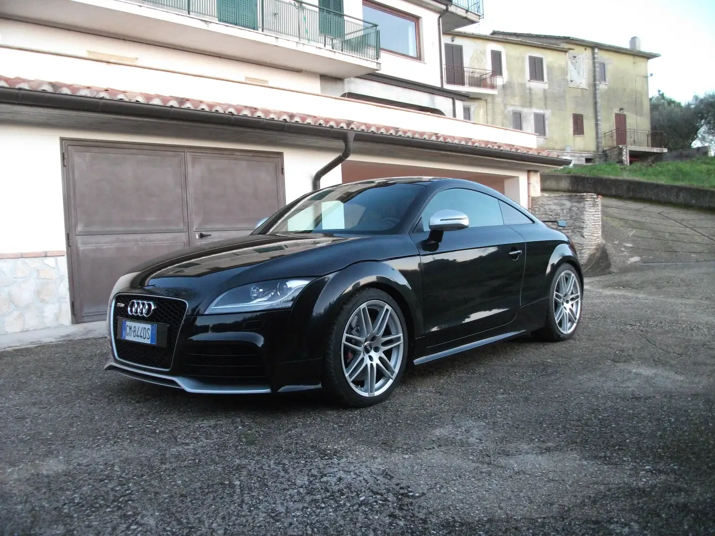 Audi TT RS RS Siyah - 2