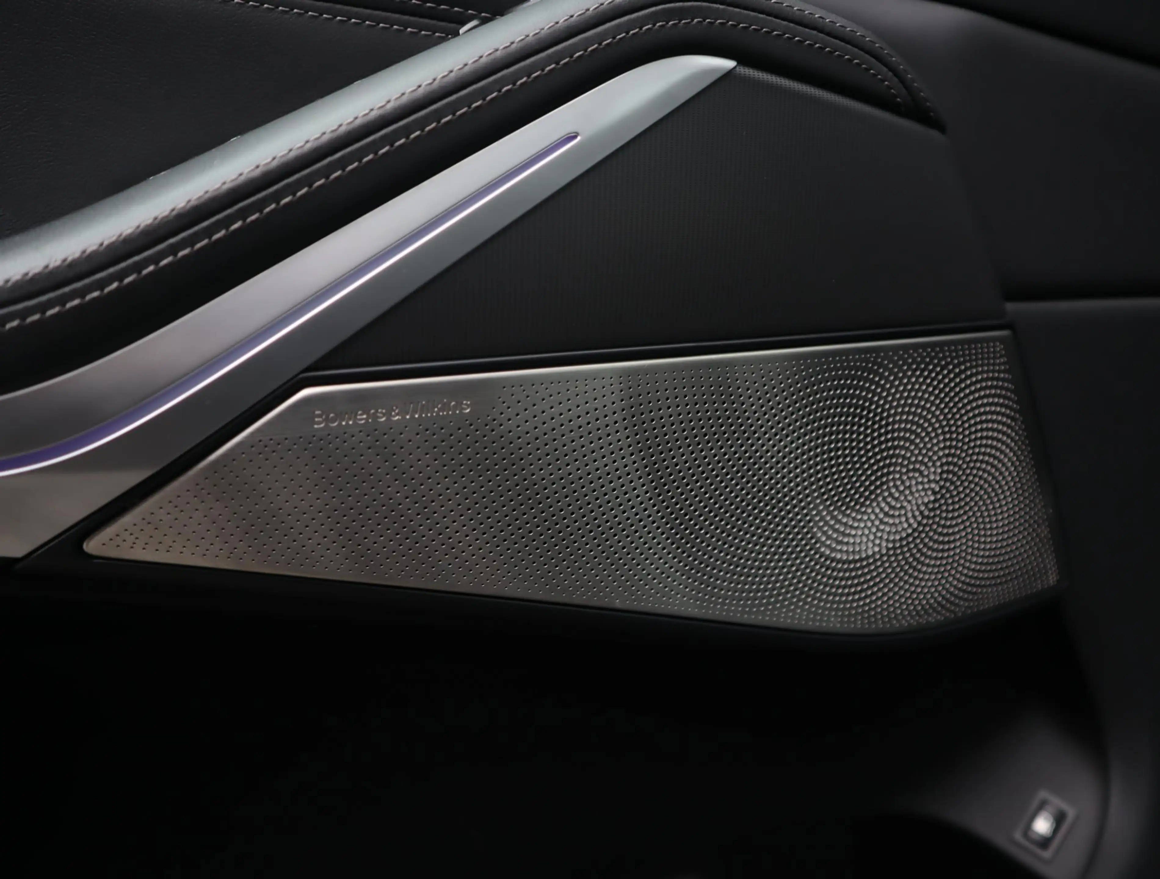 BMW X5 xDrive45e M Sport | Skylounge | Bowers en Wilkins — photo 6