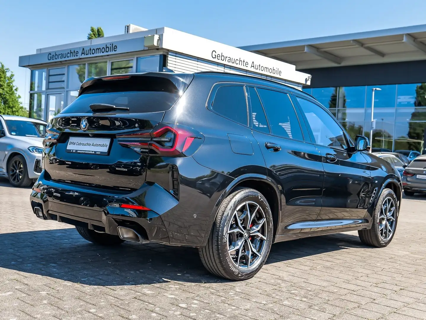 BMW X3 xDrive20d M Sport AHK RFK NAVI LED PDC V+H Schwarz - 2