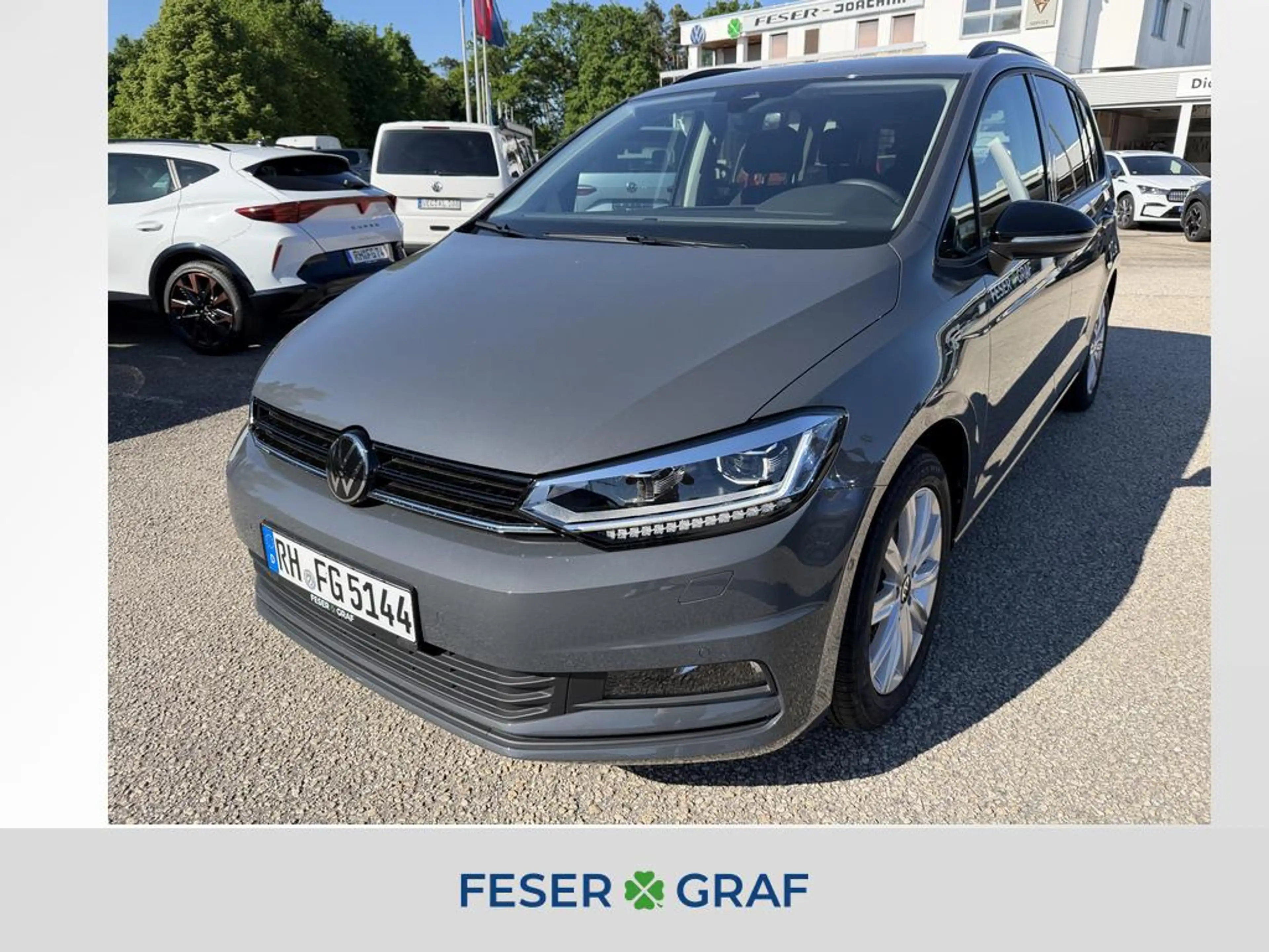 Volkswagen Touran 1,5 TSI DSG Highline BLACK NAVI KAM AHK