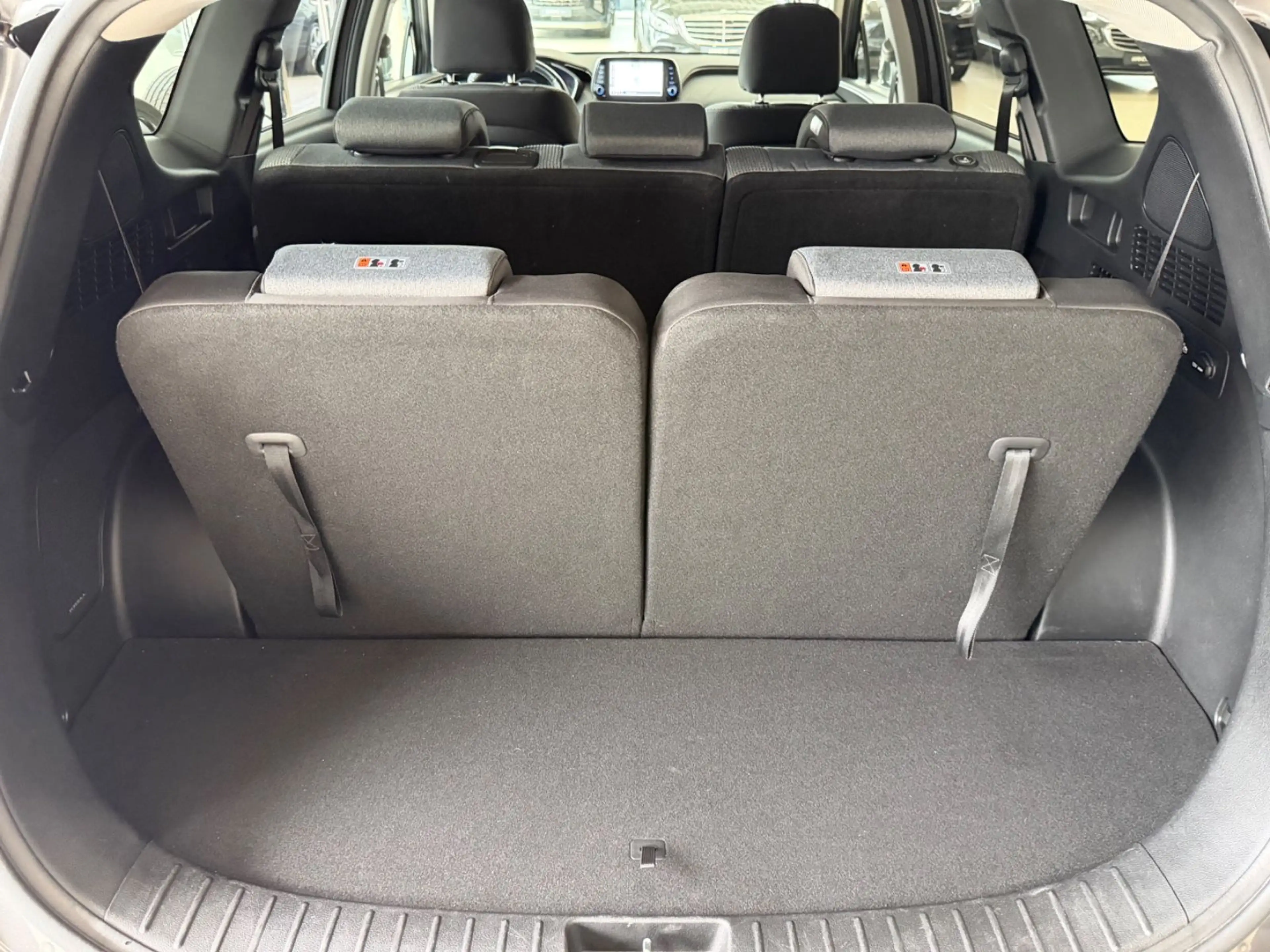 Hyundai SANTA FE Style 2WD ACC Kam Krell 7-Sitzer — photo 18
