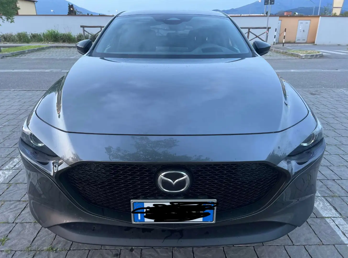 Mazda 3 5p 2.0 m-hybrid Homura 186cv Szary - 1