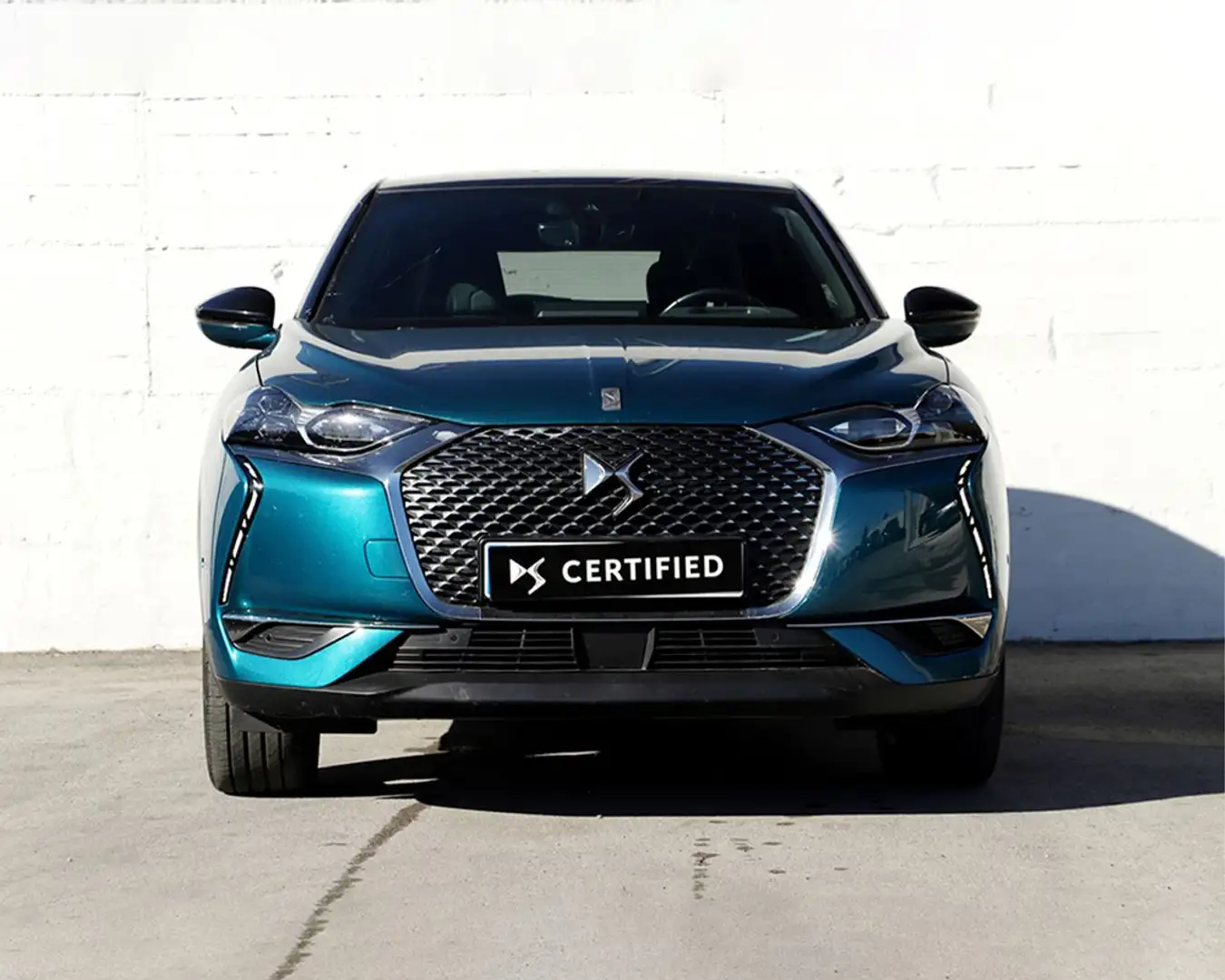DS Automobiles DS 3 Crossback Puretech Grand Chic 130 EAT8 Bleu - 2