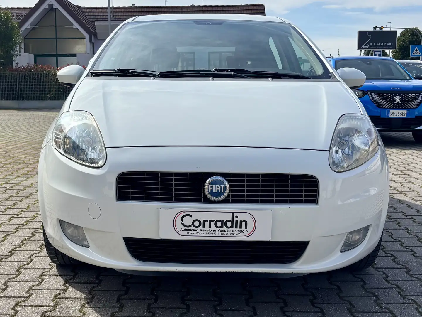 Fiat Grande Punto Grande Punto 5p 1.2 Dynamic 65cv Weiß - 2