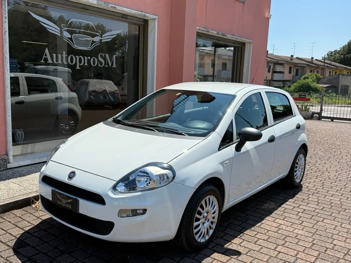 Fiat Punto Punto III 2012 5p 1.4 easypower Street Gpl E6 Blanc - 1