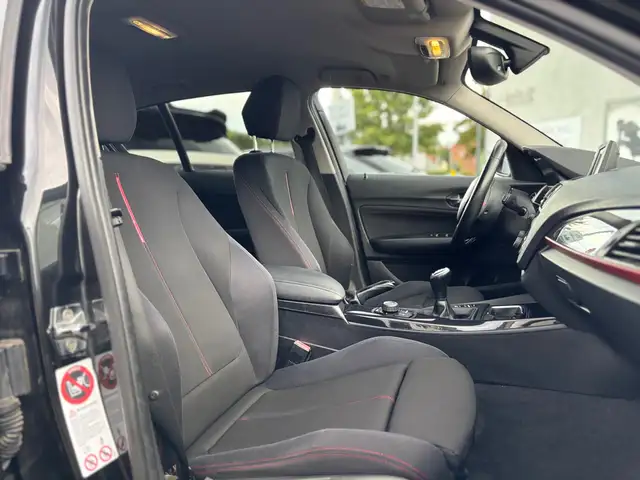 BMW 1 Series view 8