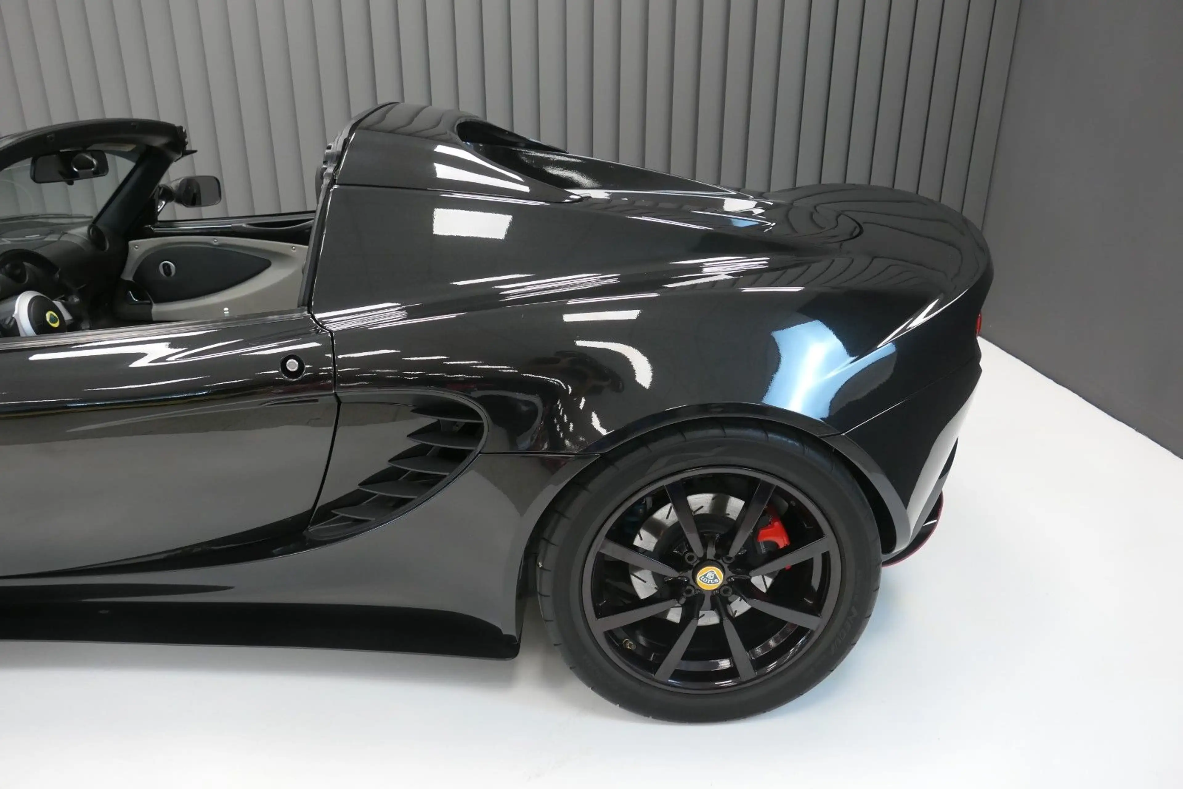 Lotus Elise 111R schwarz/schwarz orig.LHD — photo 10