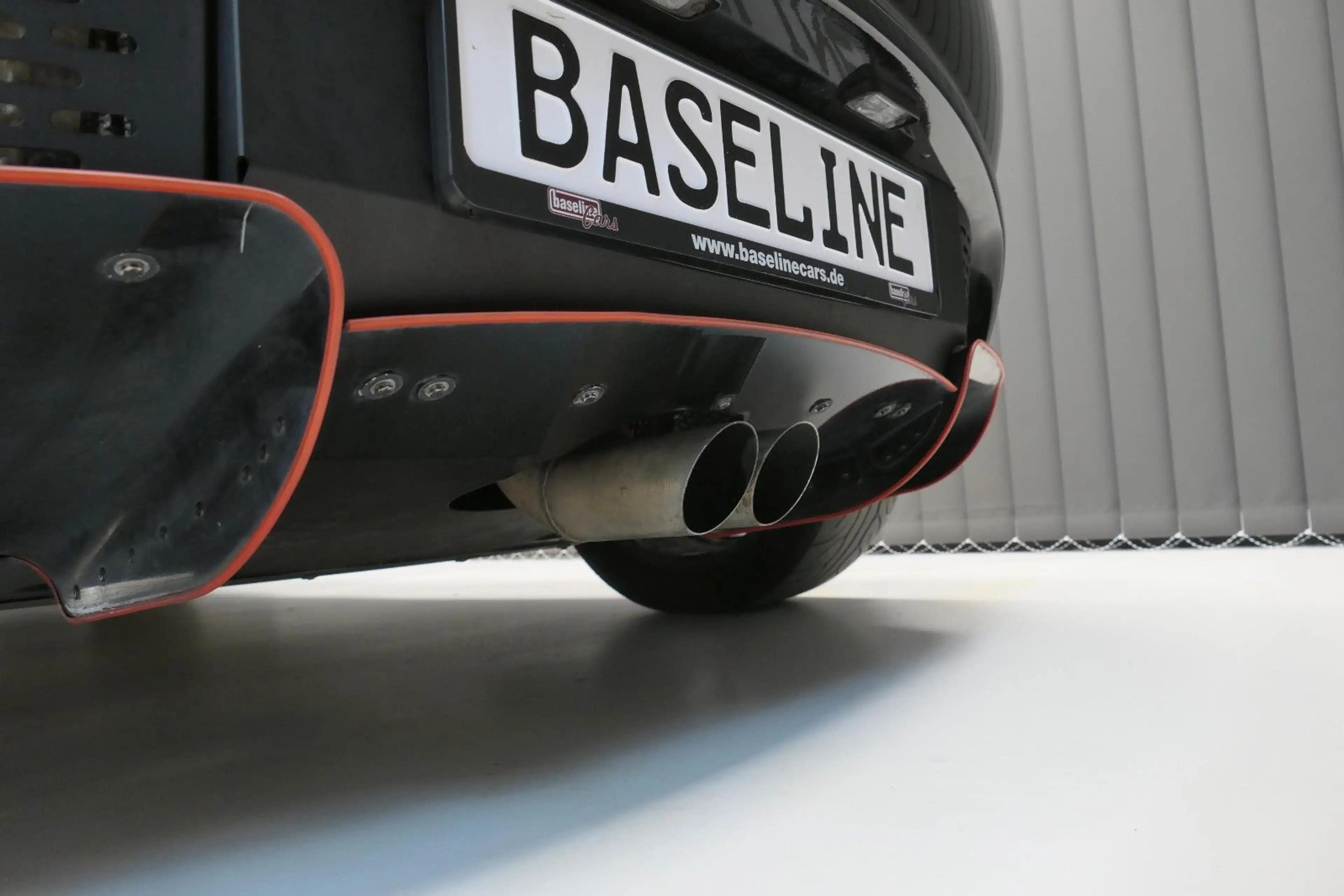 Lotus Elise 111R schwarz/schwarz orig.LHD — photo 11
