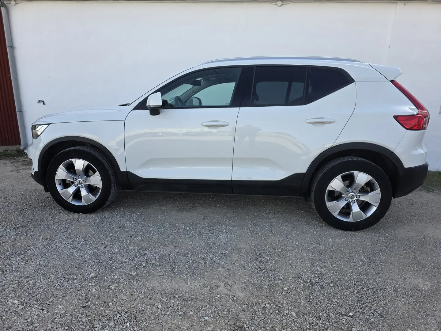 Volvo XC40 XC40 T3 Momentum Premium Edition Momentum Premium Edition Blanco - 2