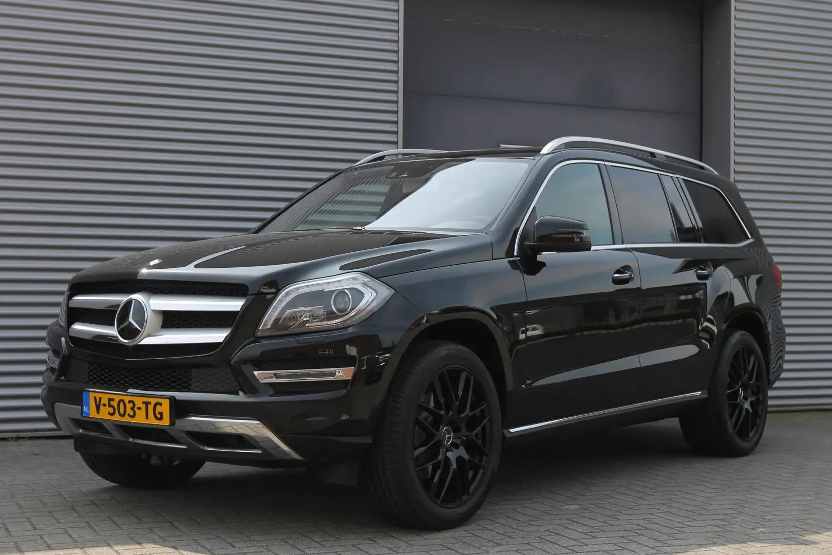 Mercedes-Benz GL 350 BLUETEC 4MATIC I AUT. I GRIJS KENTEKEN I NAVI I LE Negru - 1