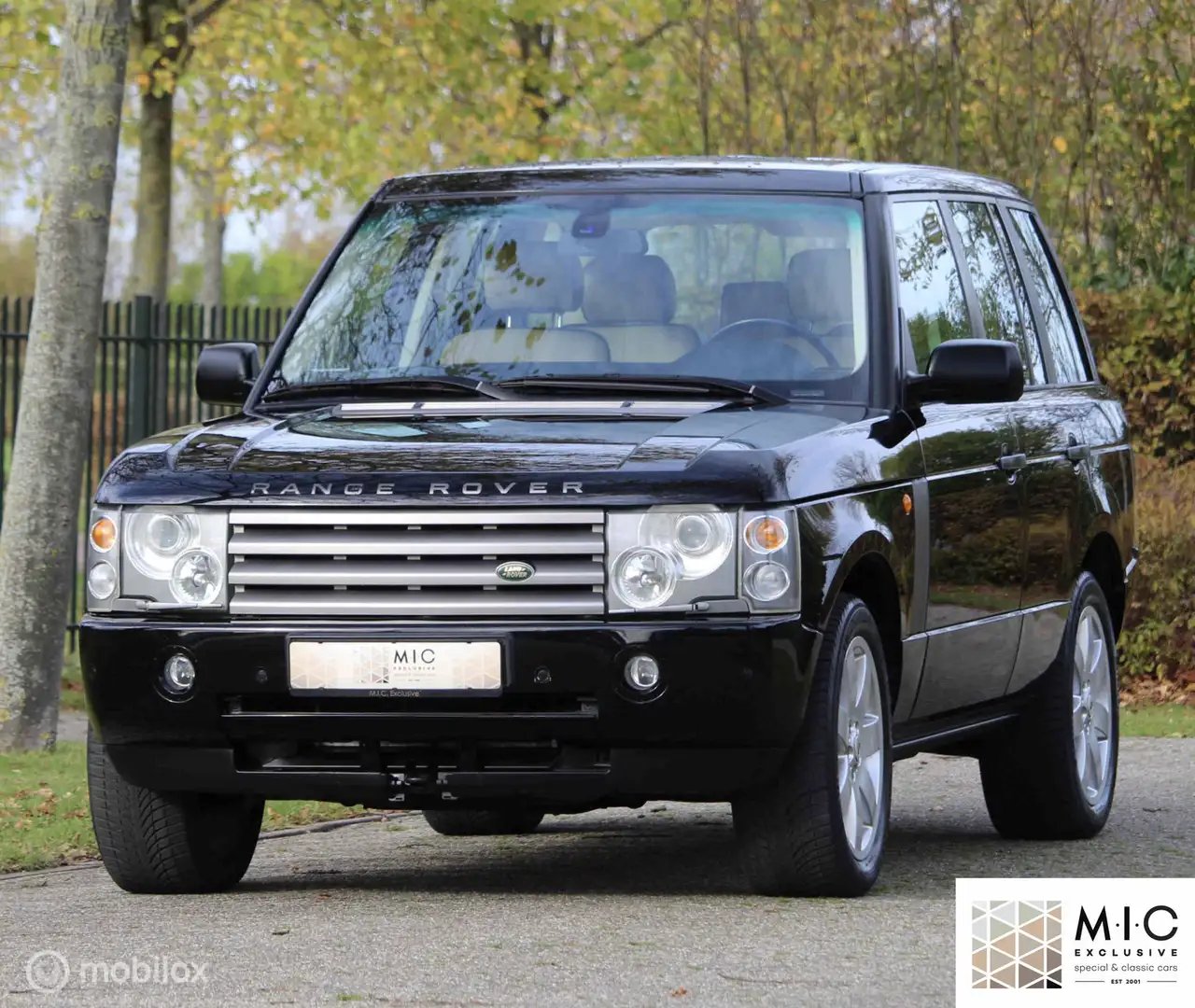 Land Rover Range Rover 4.4 V8 HSE Noir - 1