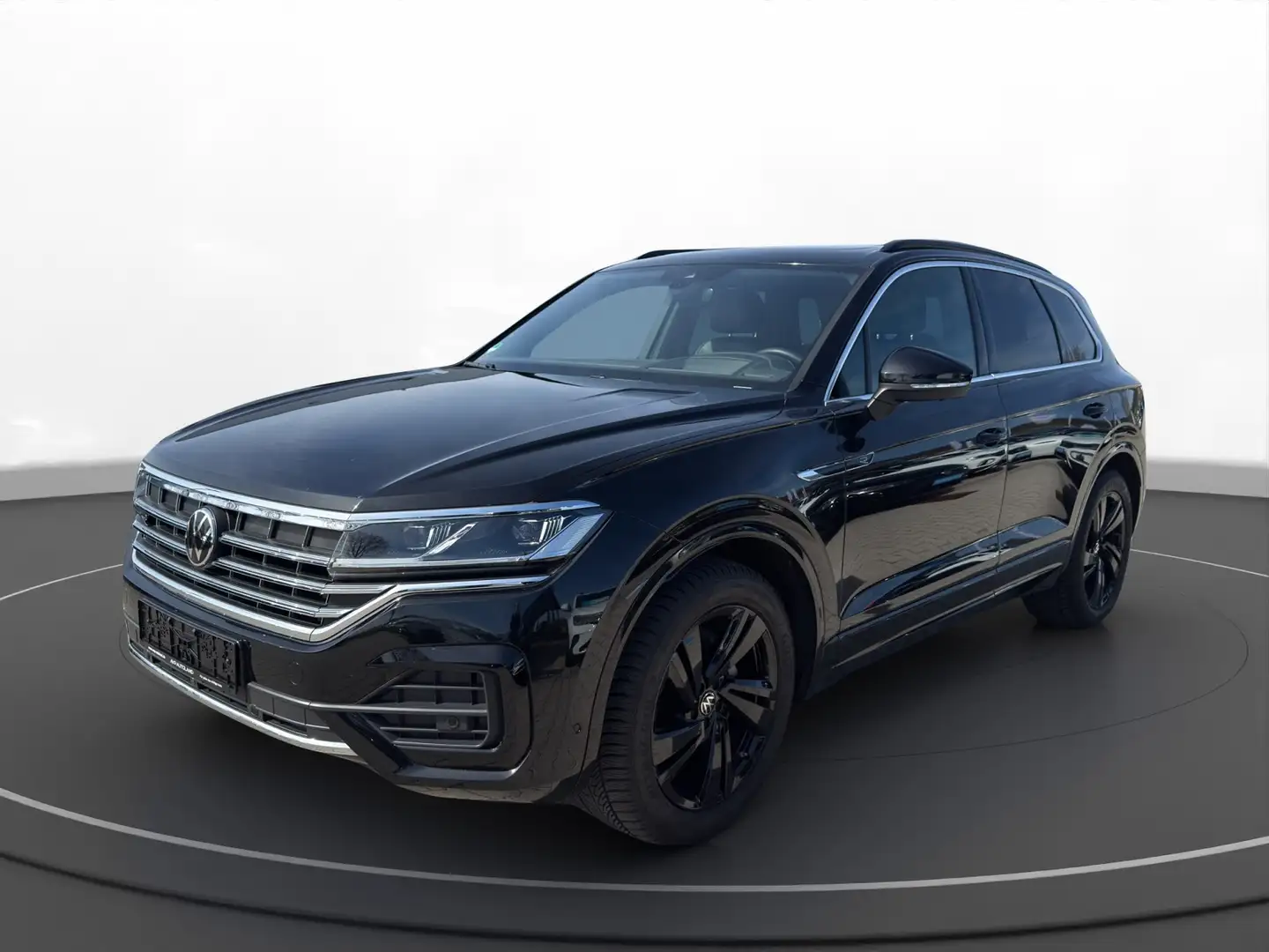 Volkswagen Touareg 3.0 TDI 4MOTION R-Line | PANO | AHK | Schwarz - 2