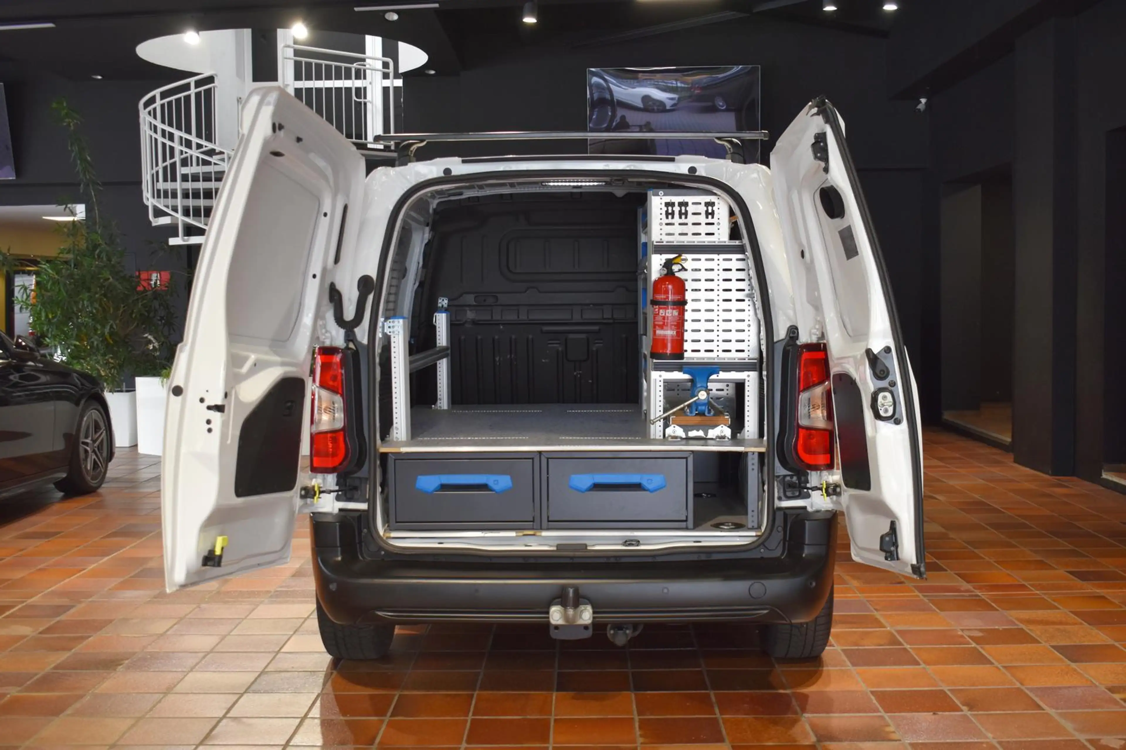 Opel Combo CARGO 1.5 D EDITION SORTIMO-WERKSTATT TEMPOMAT SIT — photo 10