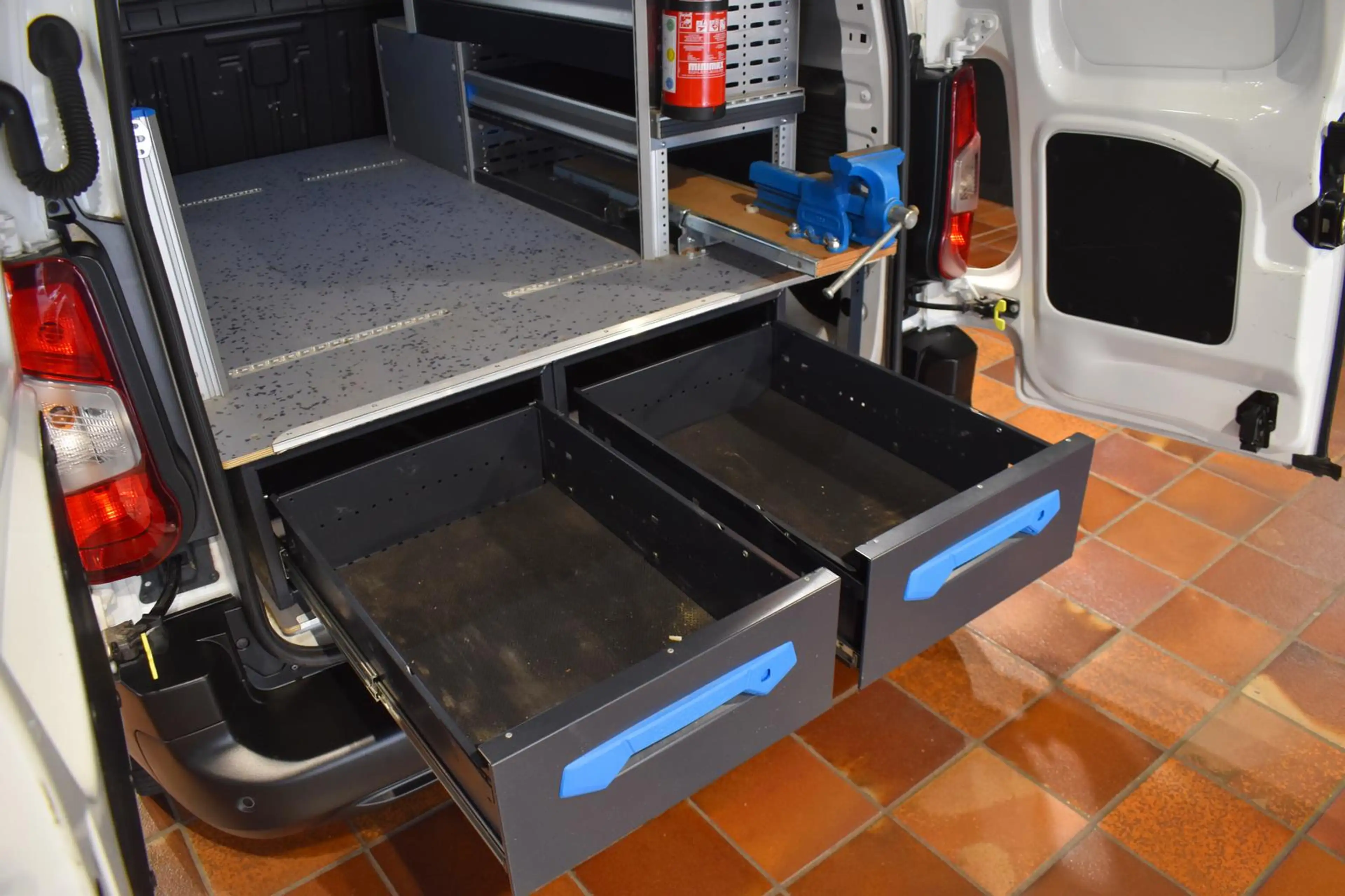 Opel Combo CARGO 1.5 D EDITION SORTIMO-WERKSTATT TEMPOMAT SIT — photo 14