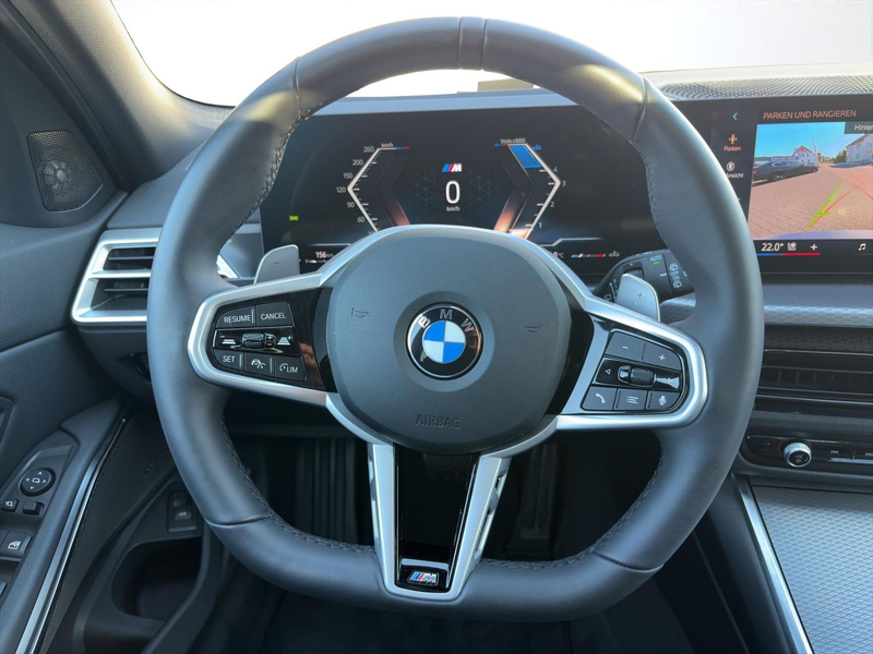 BMW 320 d xDrive Touring M Sport PRO 19" eAHK Head... — photo 11