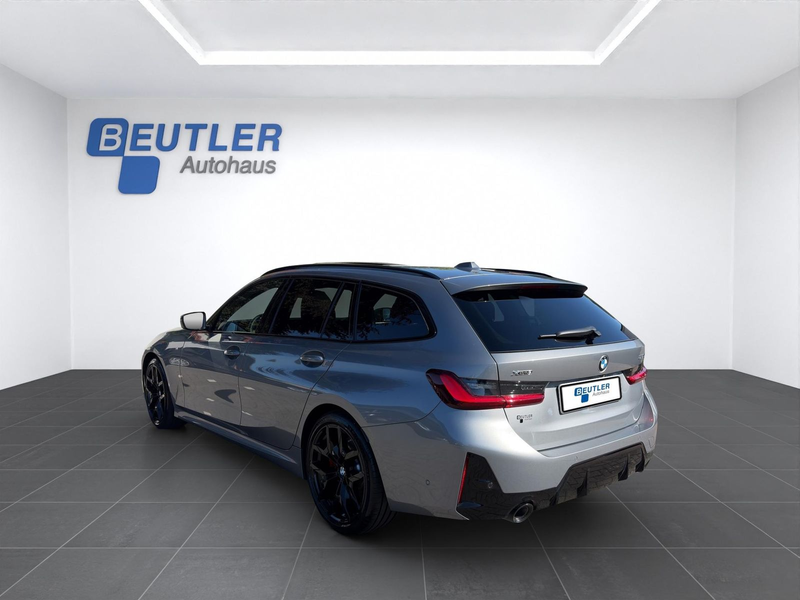 BMW 320 d xDrive Touring M Sport PRO 19" eAHK Head... — photo 3