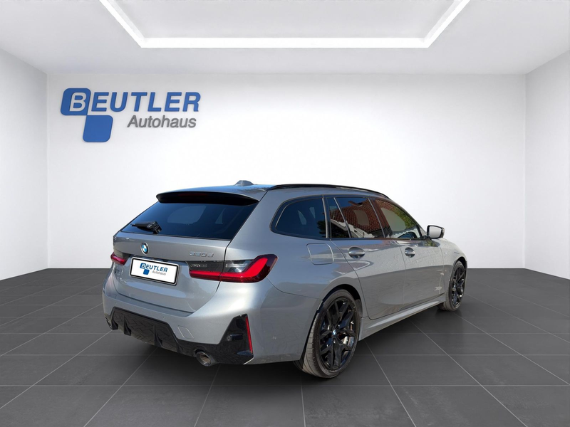 BMW 320 d xDrive Touring M Sport PRO 19" eAHK Head... — photo 6
