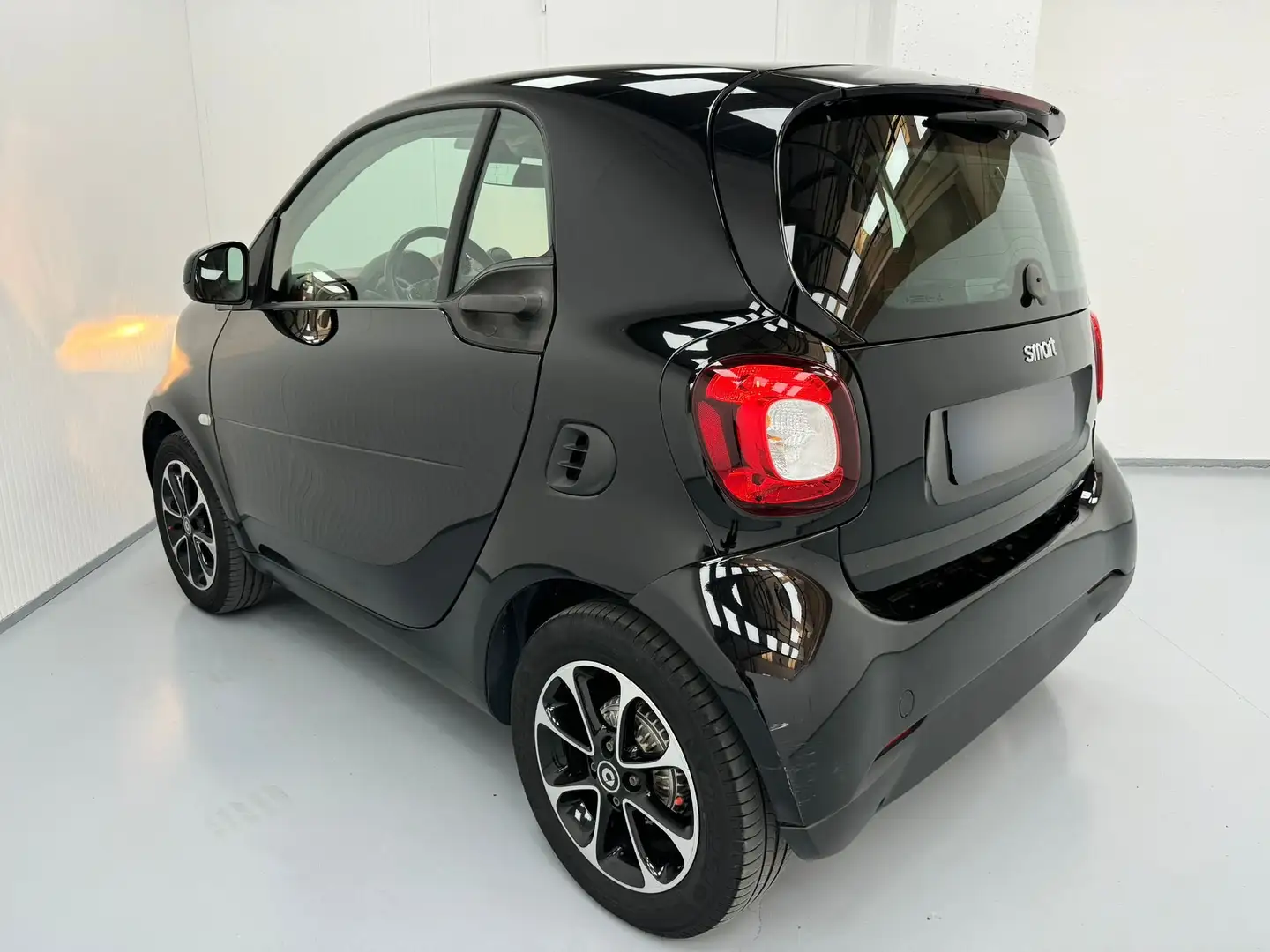 smart forTwo 1.0 TURBO PASSION *PELLE* 90CV AUTOMATICA TWINAIR Nero - 2