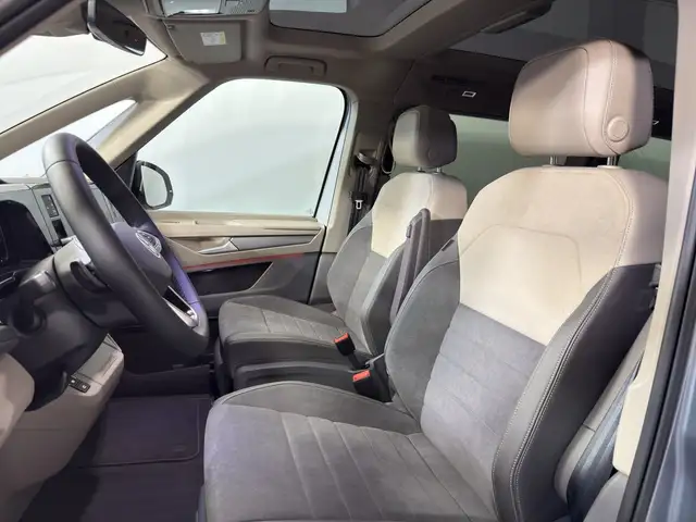 Volkswagen Multivan view 12
