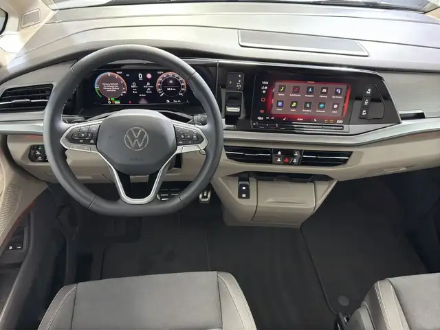 Volkswagen Multivan view 7