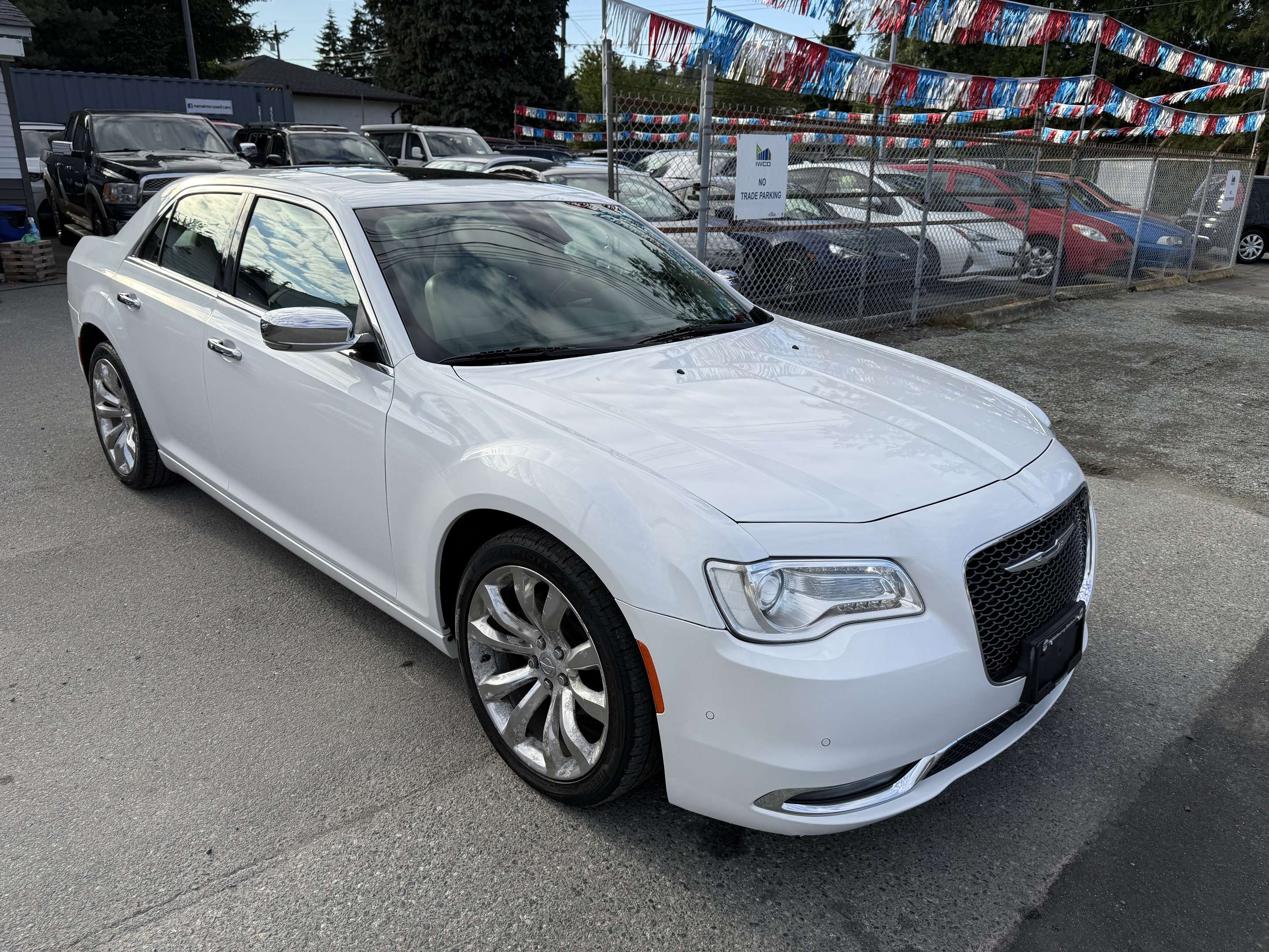 2015 Chrysler 300 4dr Sdn 300C RWD