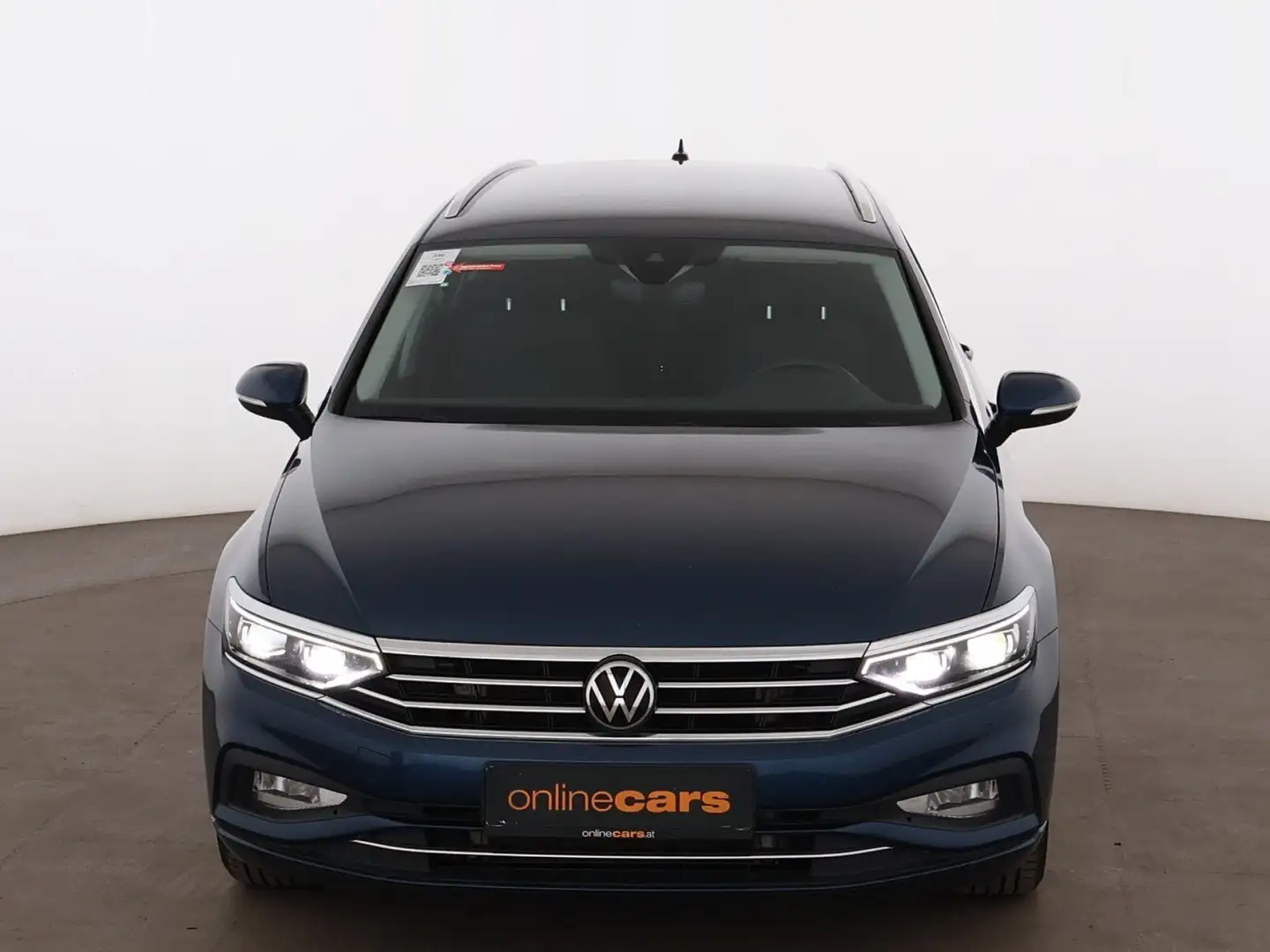 Volkswagen Passat Variant 2.0 TDI Business Aut MATRIX AHK Blau - 2