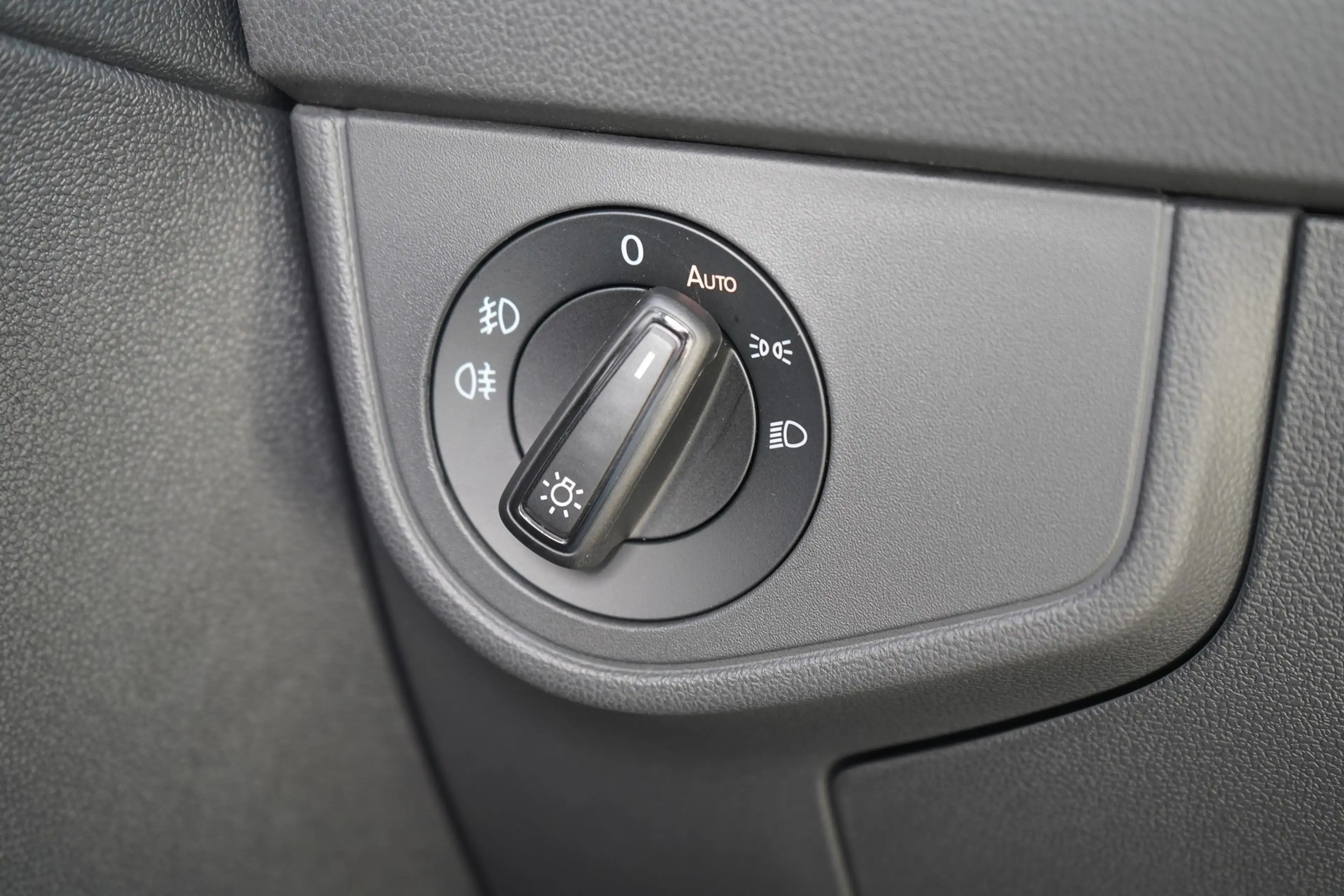 Volkswagen Taigo 1.5 16V TSI R-Line DSG ACC App Connect DAB — photo 22