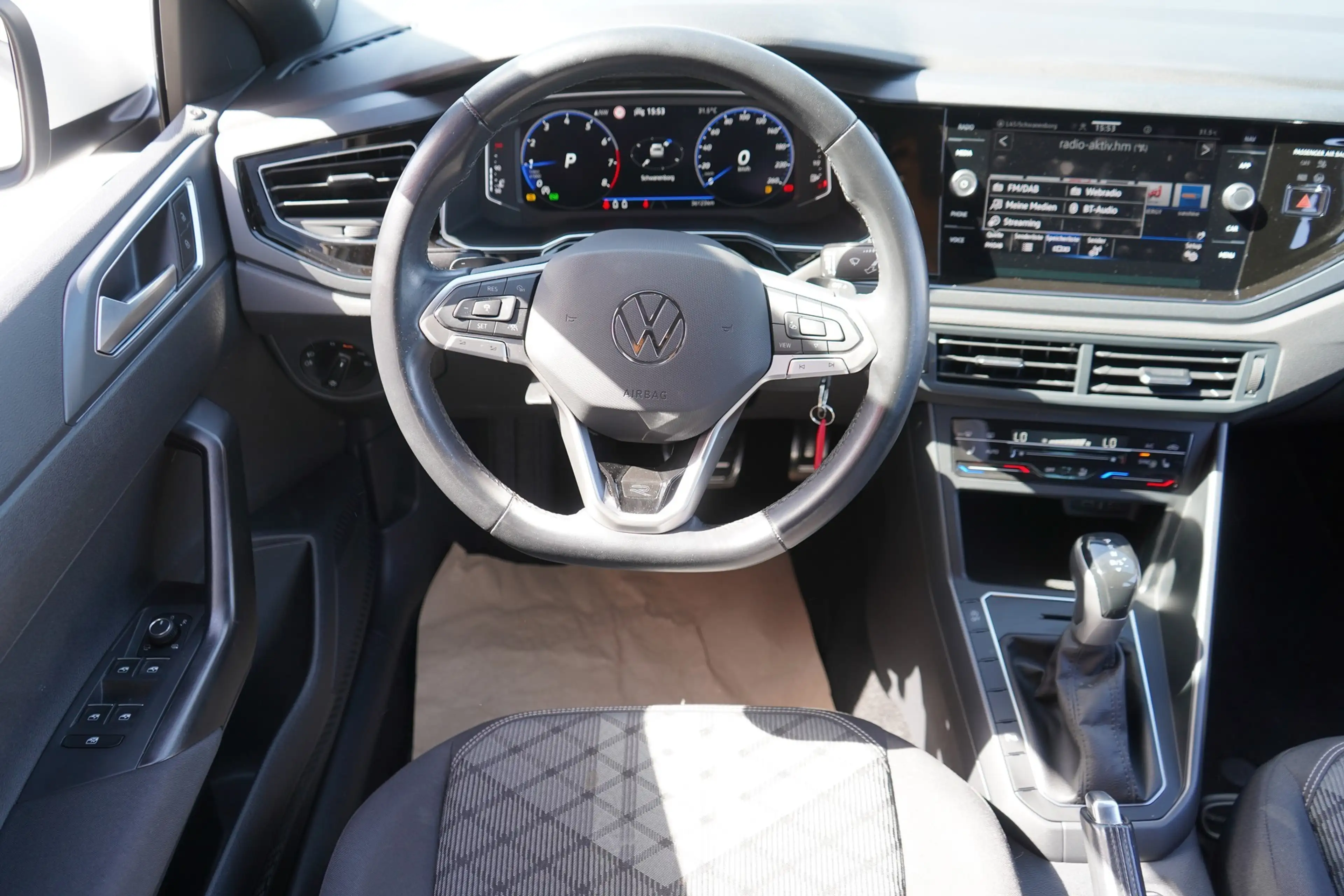 Volkswagen Taigo 1.5 16V TSI R-Line DSG ACC App Connect DAB — photo 19