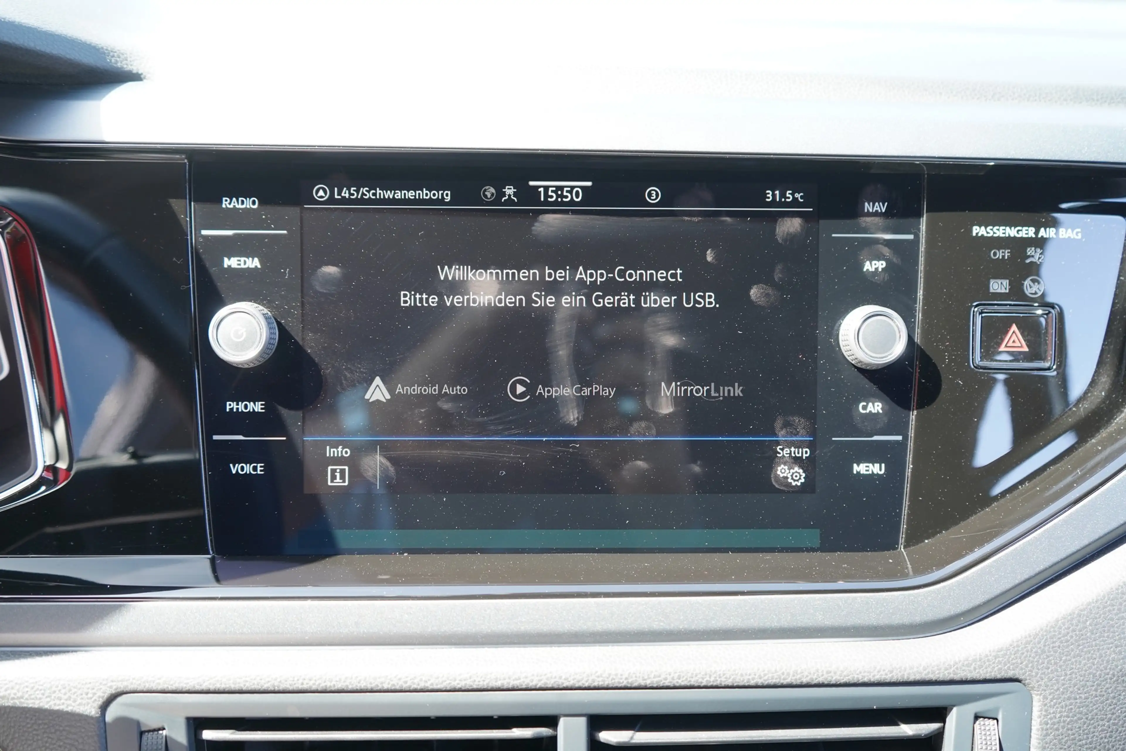 Volkswagen Taigo 1.5 16V TSI R-Line DSG ACC App Connect DAB — photo 14