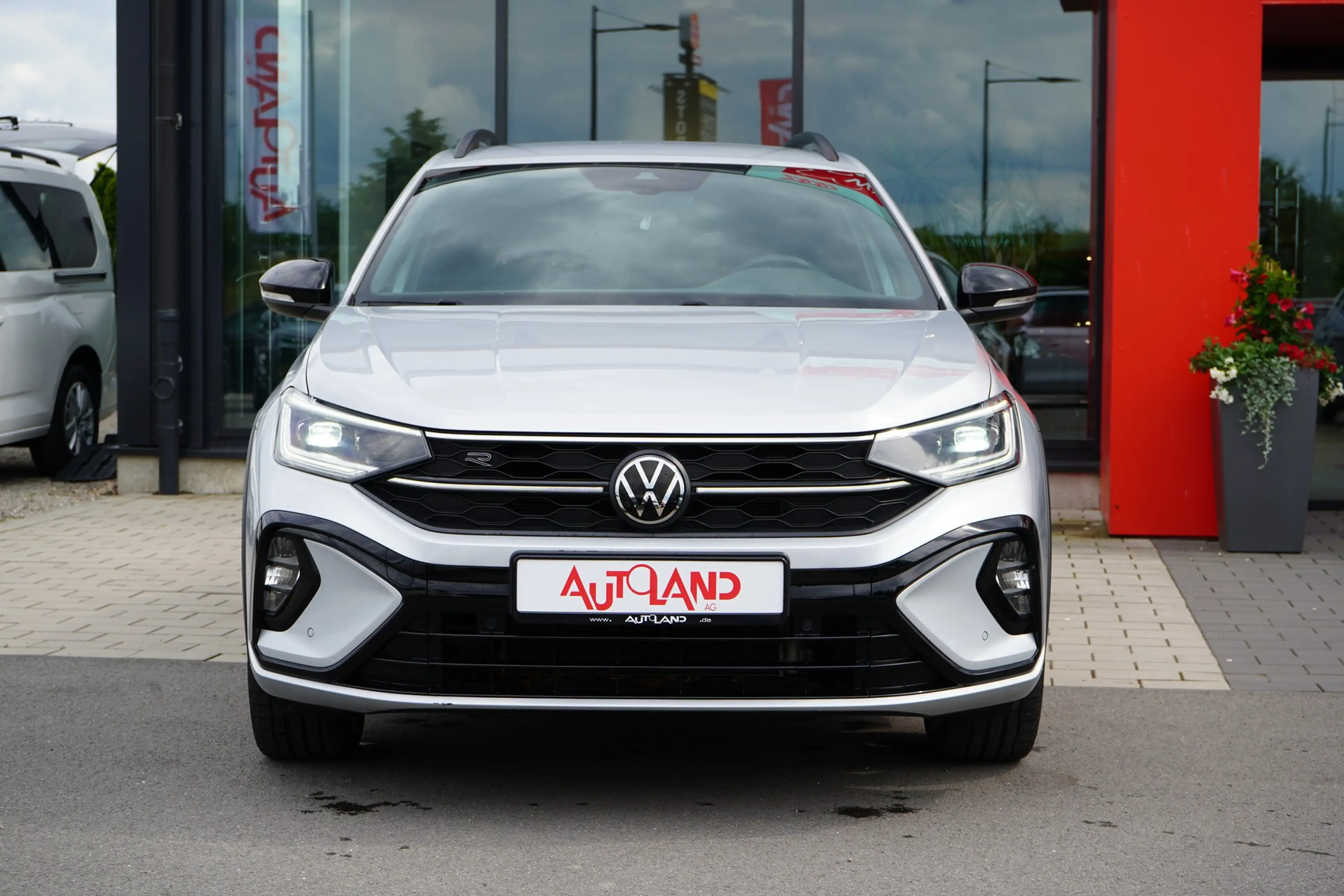 Volkswagen Taigo 1.5 16V TSI R-Line DSG ACC App Connect DAB — photo 7
