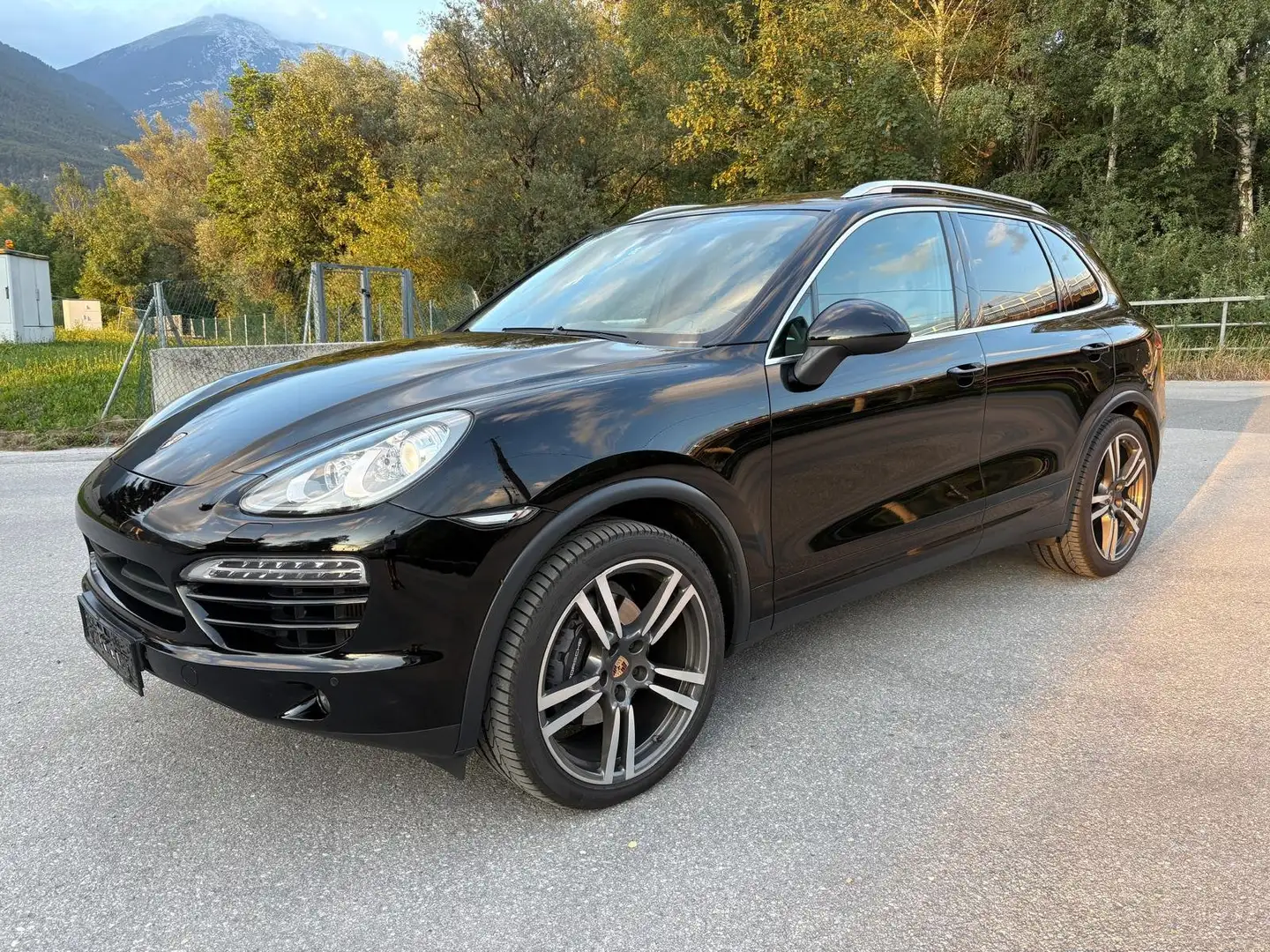 Porsche Cayenne Cayenne II 3,0 Diesel Aut. Schwarz - 1