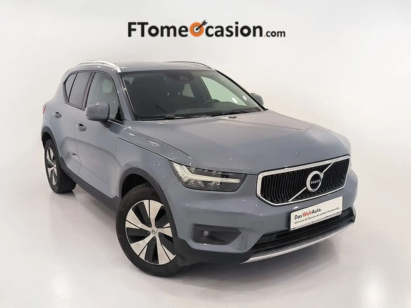 Volvo XC40 1.5 T2 Momentum Pro Auto Grigio - 1