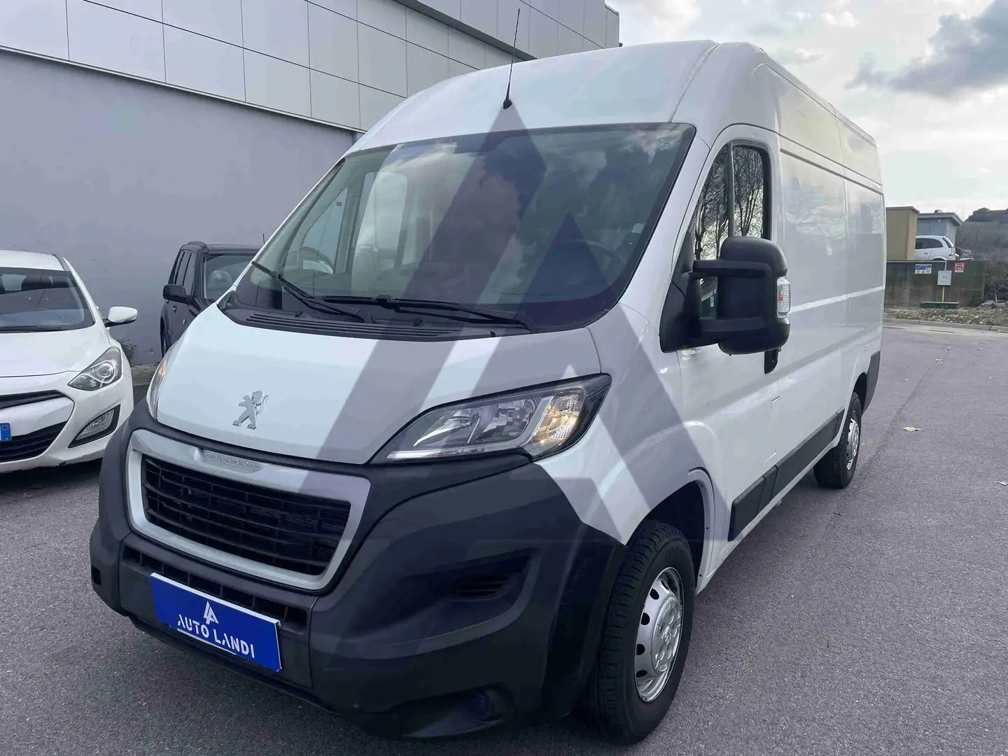 Peugeot Boxer Boxer III 335 E6 2016 335 2.0 bluehdi 130cv L1H1 Bianco - 1