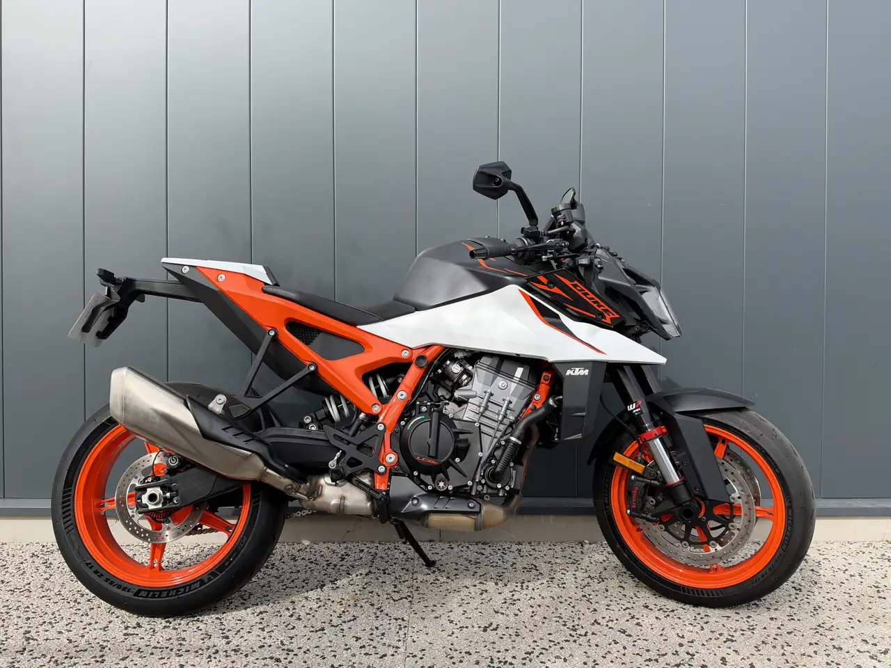 KTM 990 Duke R