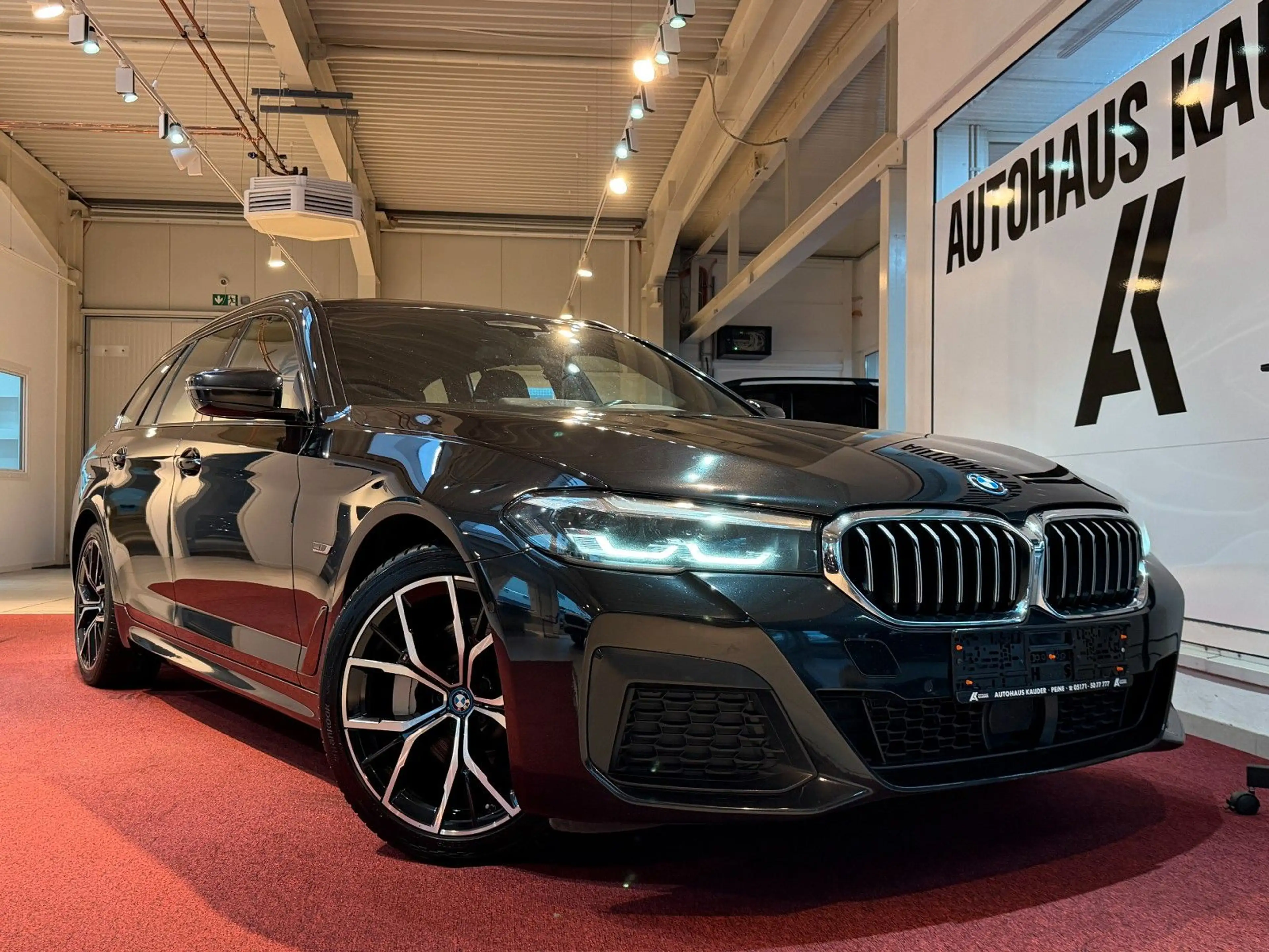 BMW 530 e Touring M-Sport *LED*Virtual*Navi*Kamera*