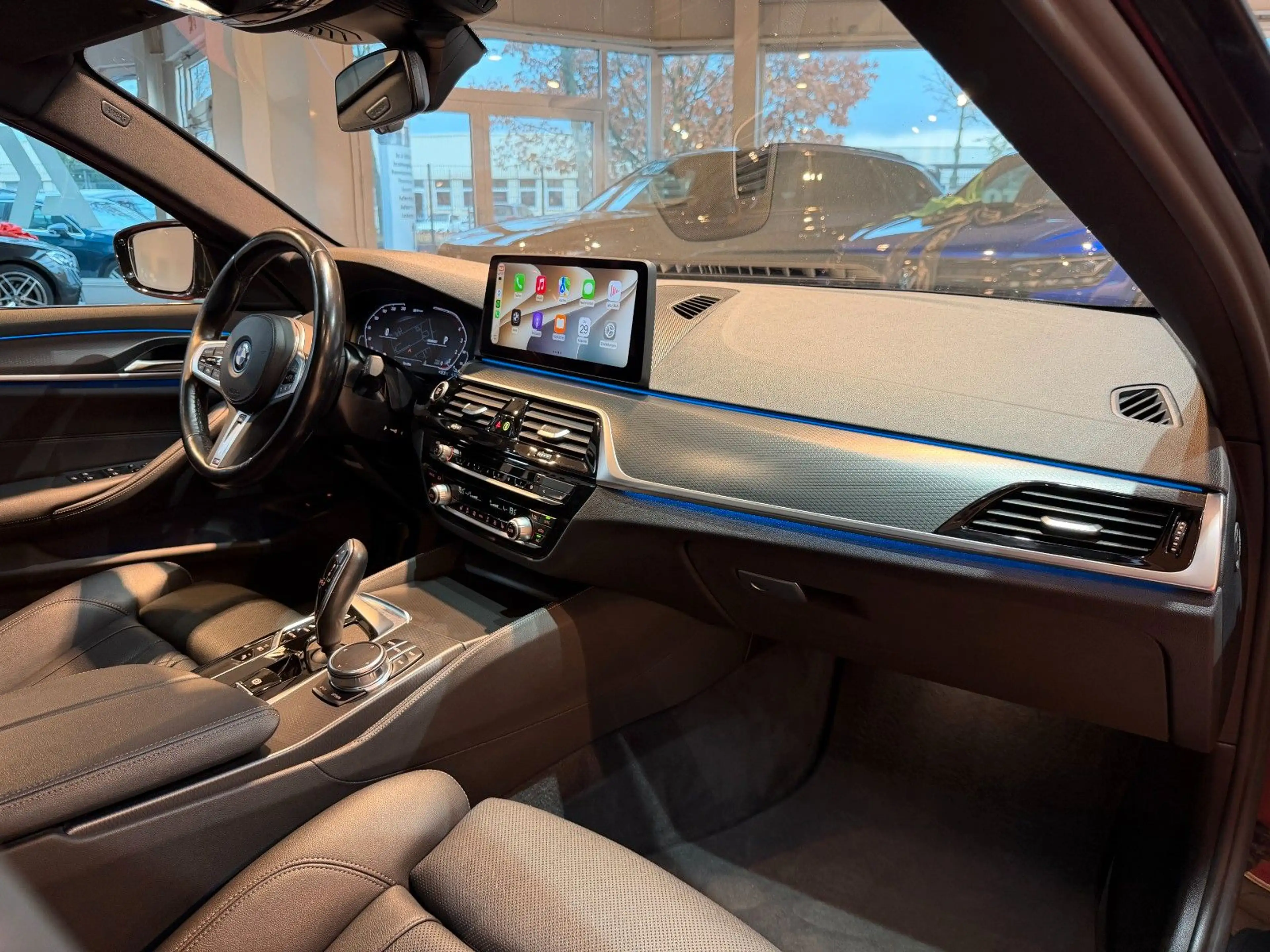BMW 530 e Touring M-Sport *LED*Virtual*Navi*Kamera* — photo 12