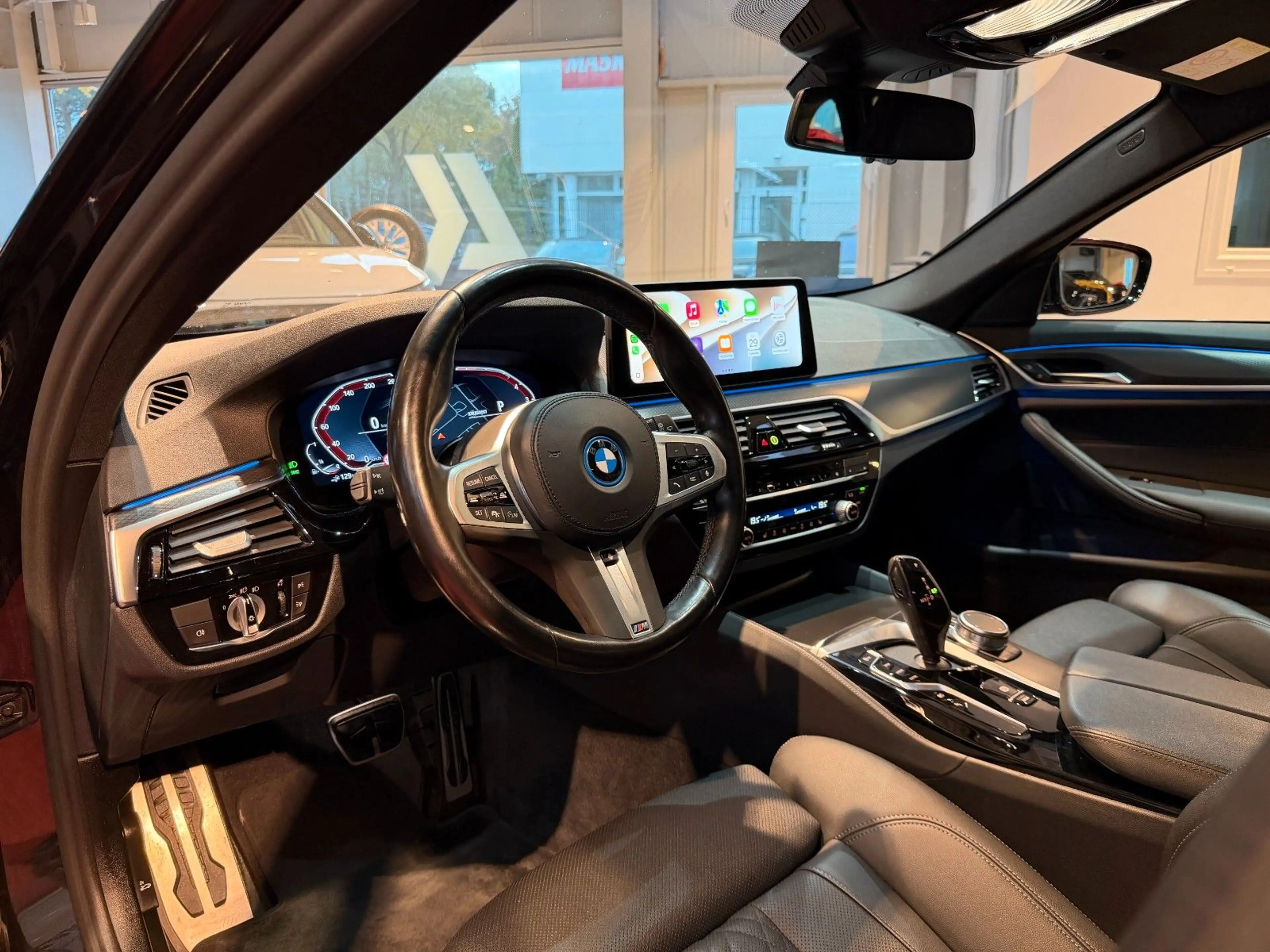BMW 530 e Touring M-Sport *LED*Virtual*Navi*Kamera* — photo 15