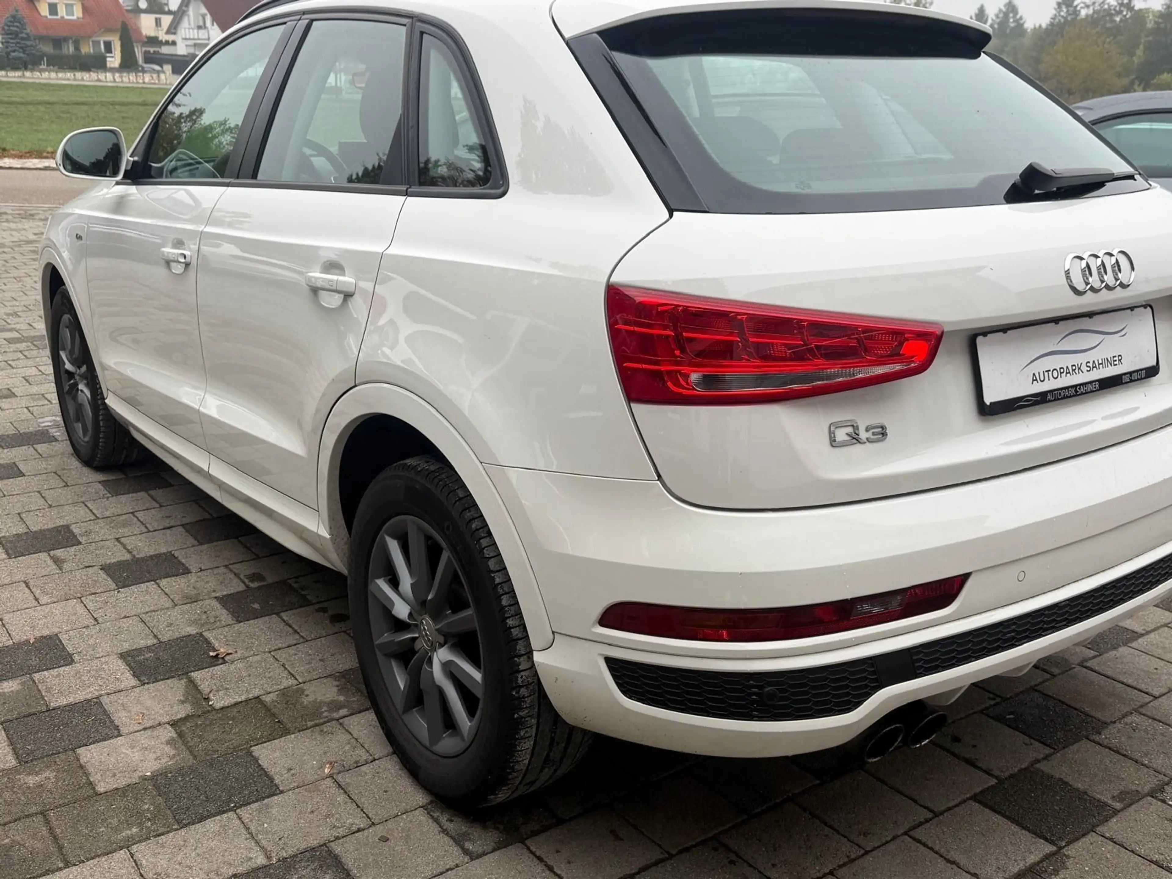 Audi Q3 S LINE*PDC*KLIMA*PDC*KLIMA*XENON* — photo 9