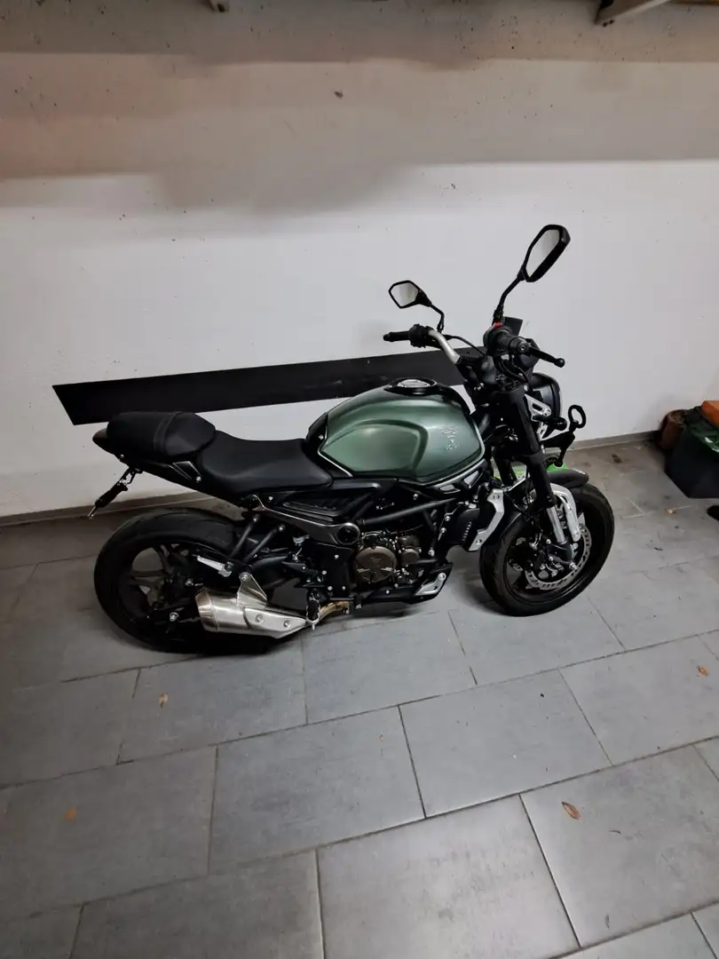 Voge 300AC Zöld - 1