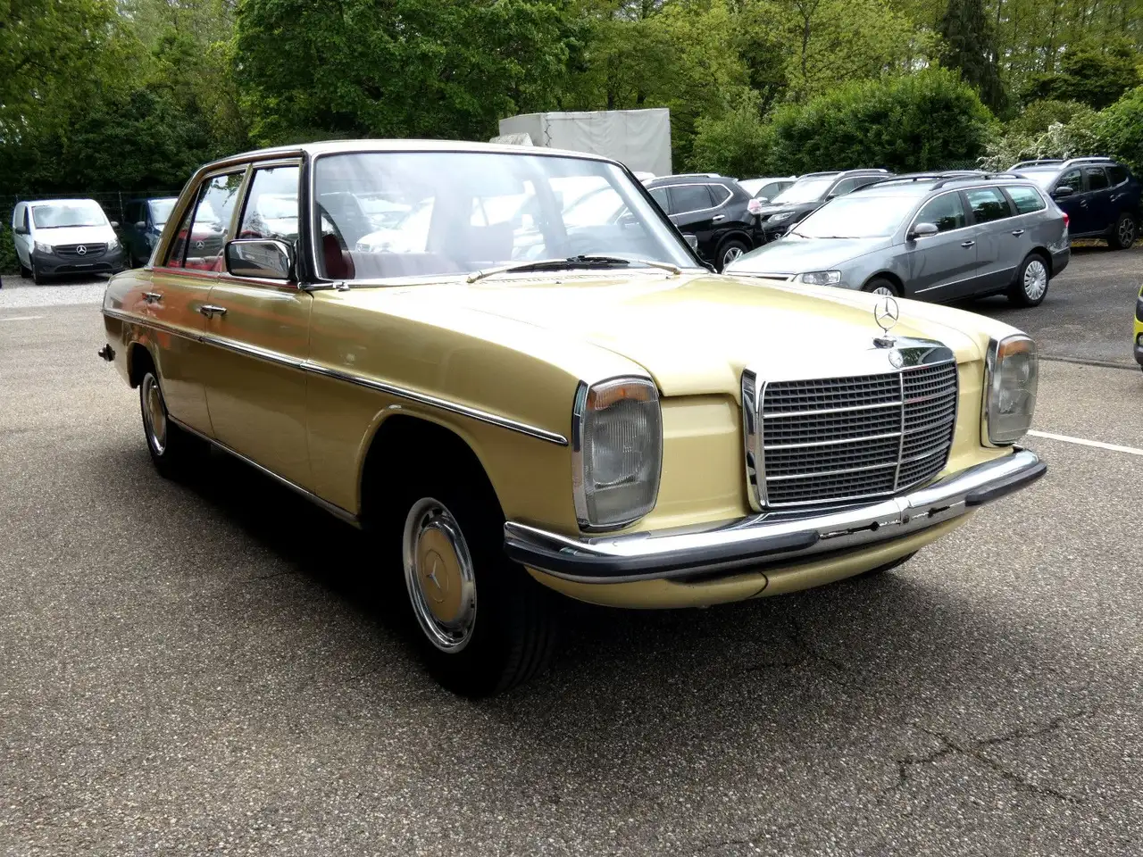 Mercedes-Benz 240 D 3.0/8 W115 Autom.*Brandschaden*Text lesen!, foto 2