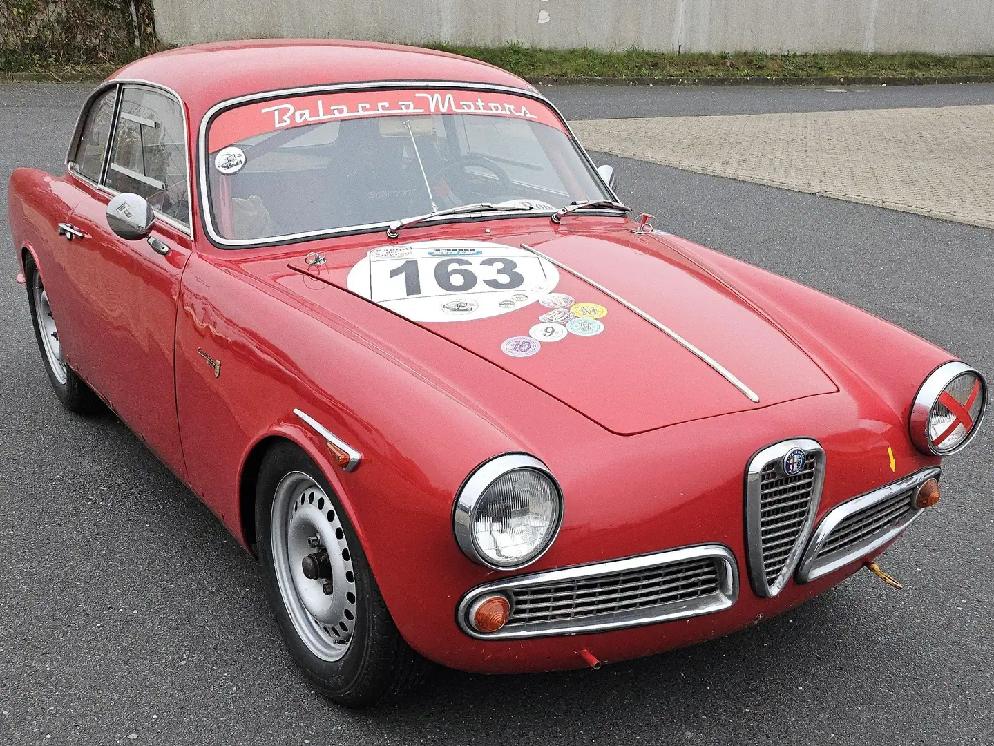 Alfa Romeo Giulietta Kırmızı - 1