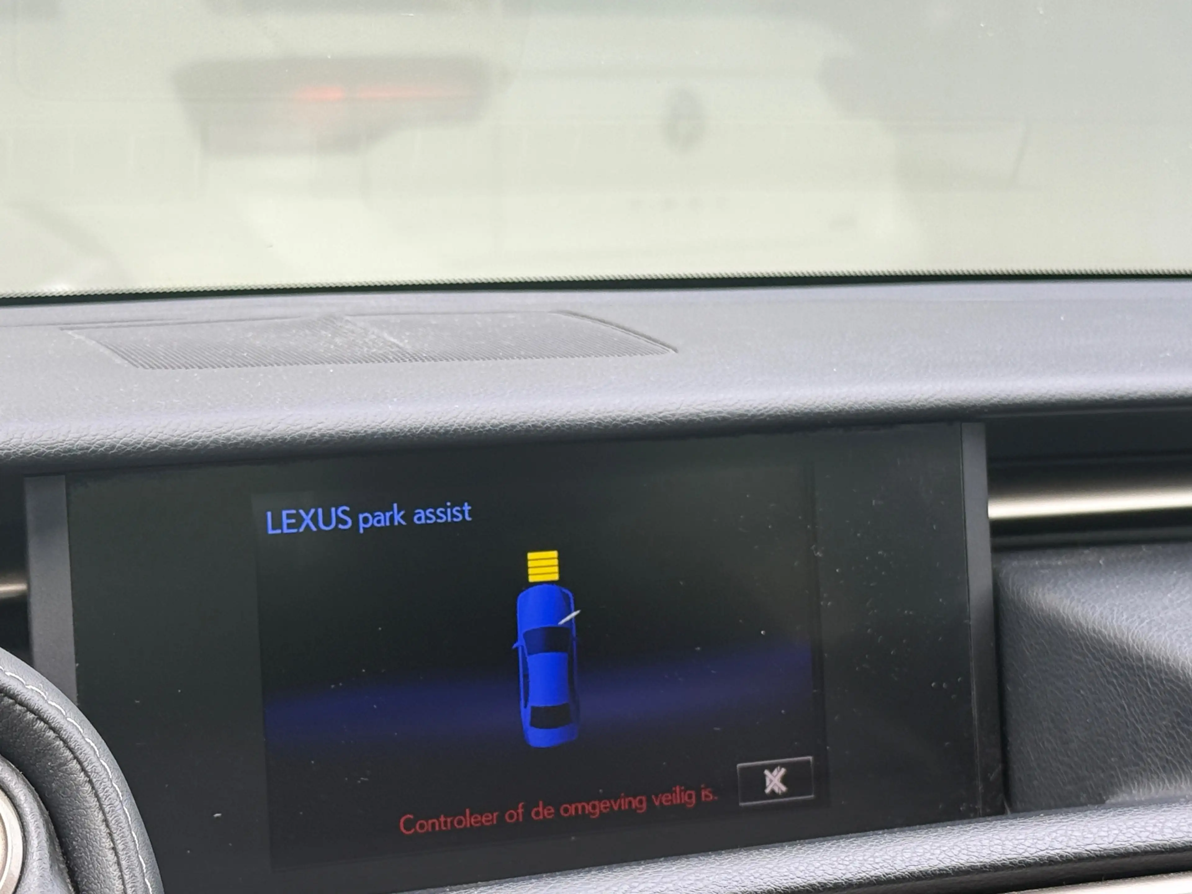 Lexus IS 300 300h Business Line Navi|Camera|ORG NL Auto — photo 17