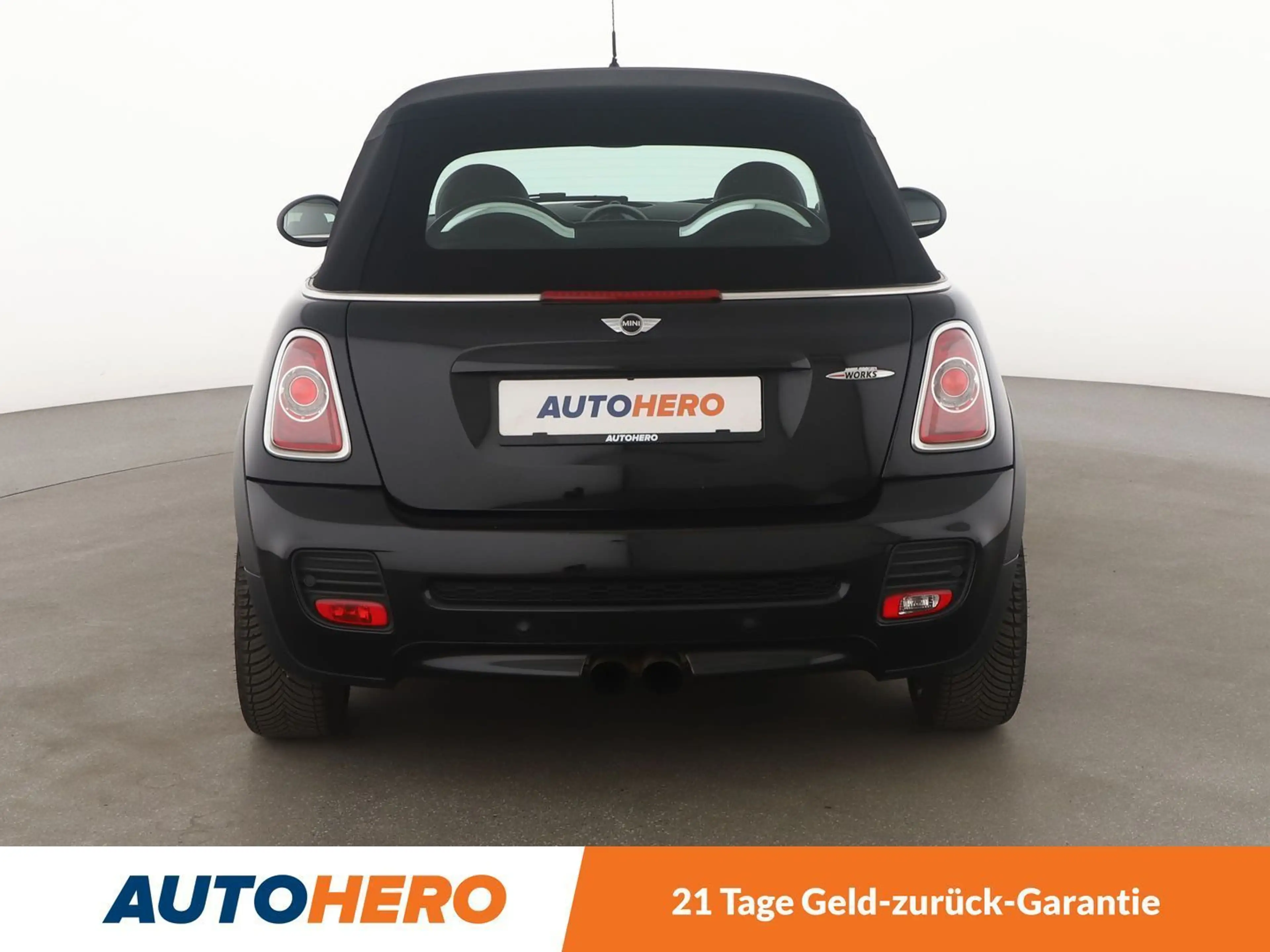 MINI John Cooper Works Cabrio John Cooper Works Aut.*NAVI*TEMPO*XENON*H&K*PDC* — photo 5