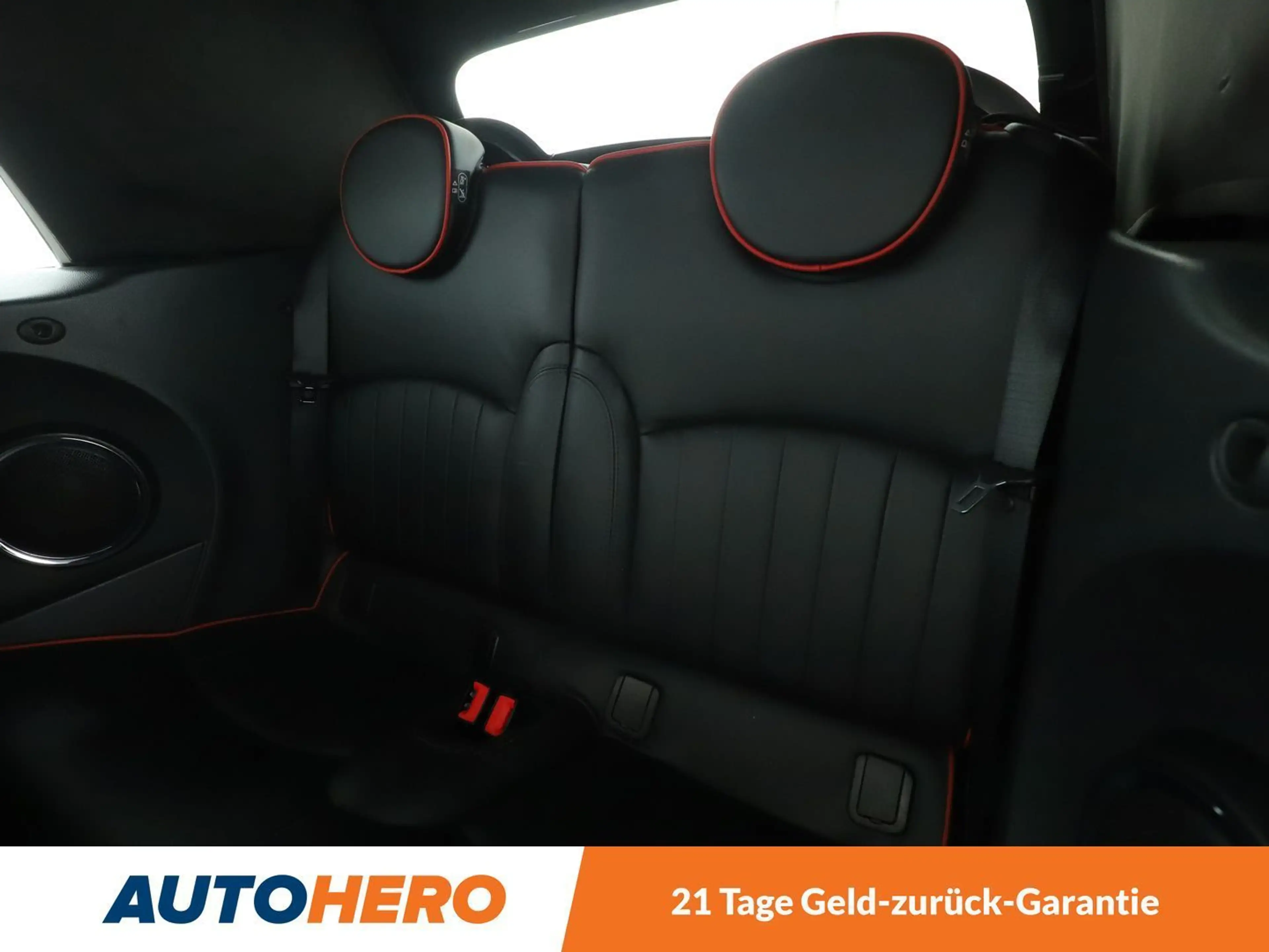 MINI John Cooper Works Cabrio John Cooper Works Aut.*NAVI*TEMPO*XENON*H&K*PDC* — photo 14
