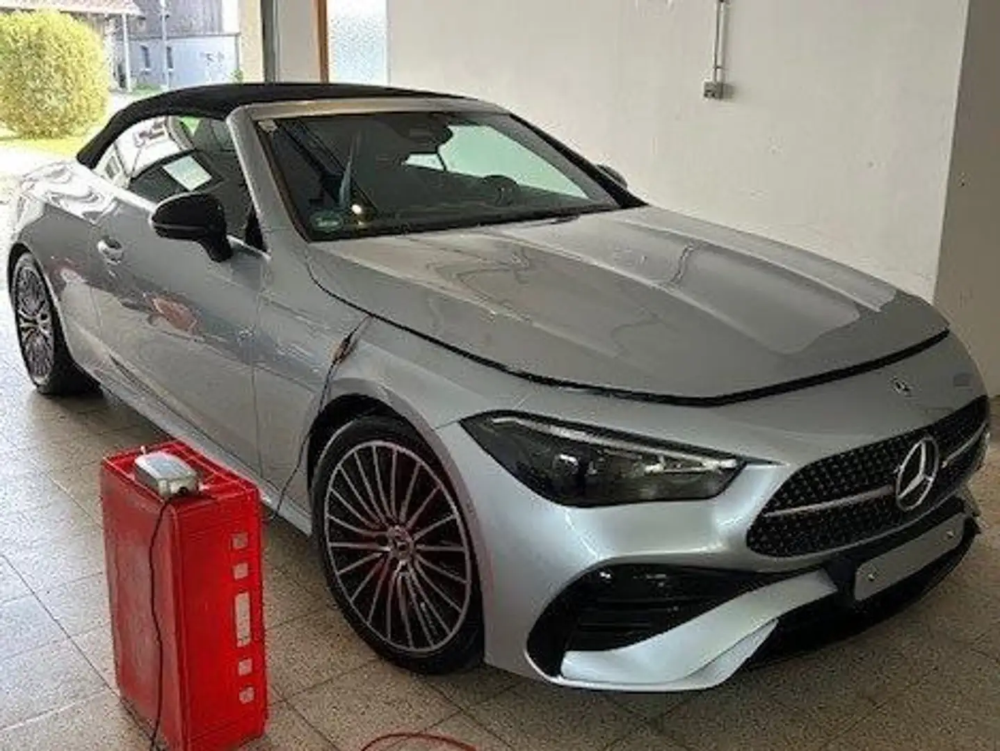 Mercedes-Benz CLE 300 CLE 300 Cabrio 4Matic Aut. Argintiu - 2