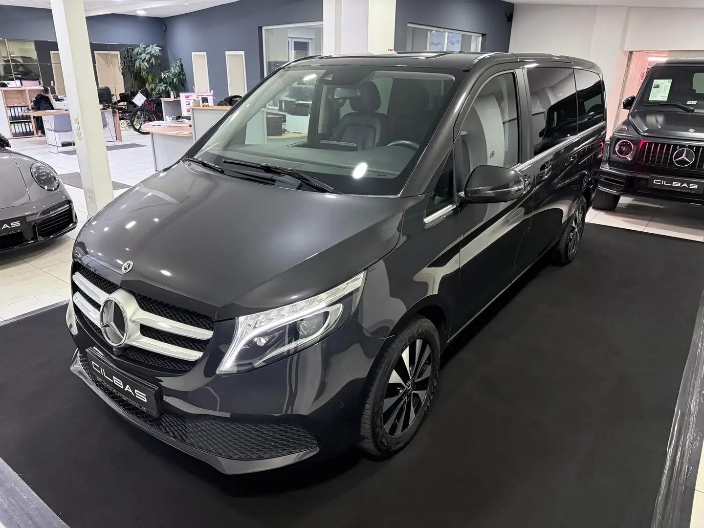 Mercedes-Benz V 300 d 4M EDITION Lang 9G*SPUR*360*BURM*LEDER* Grau - 1