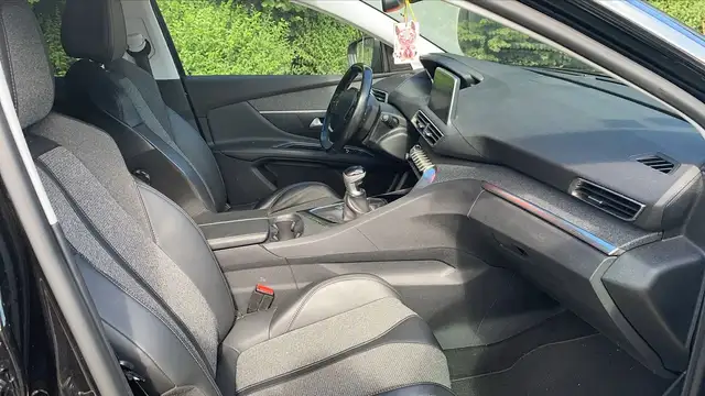 Peugeot 3008 view 27