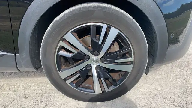 Peugeot 3008 view 17